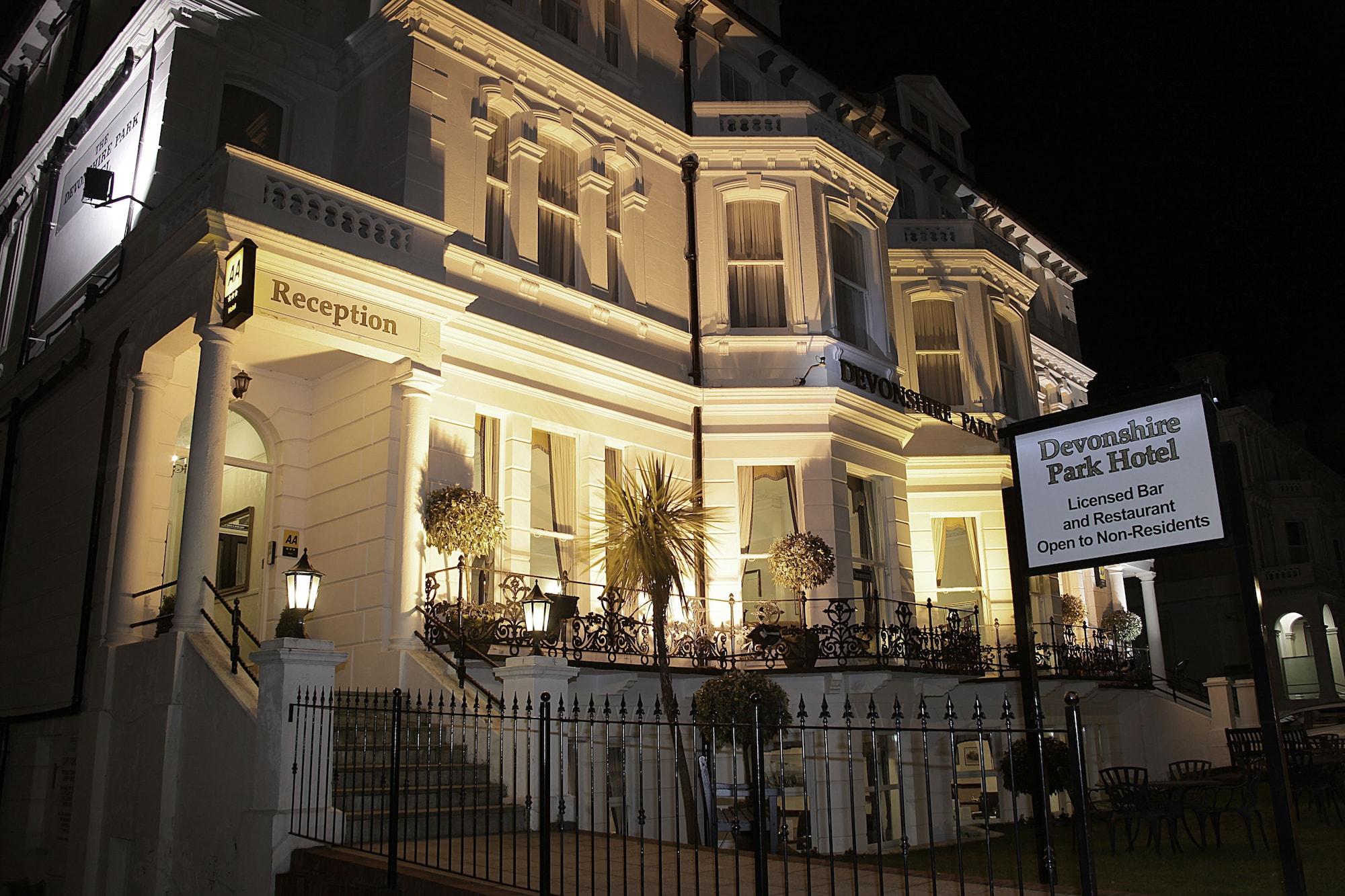 Vista Exterior The Devonshire Park Hotel