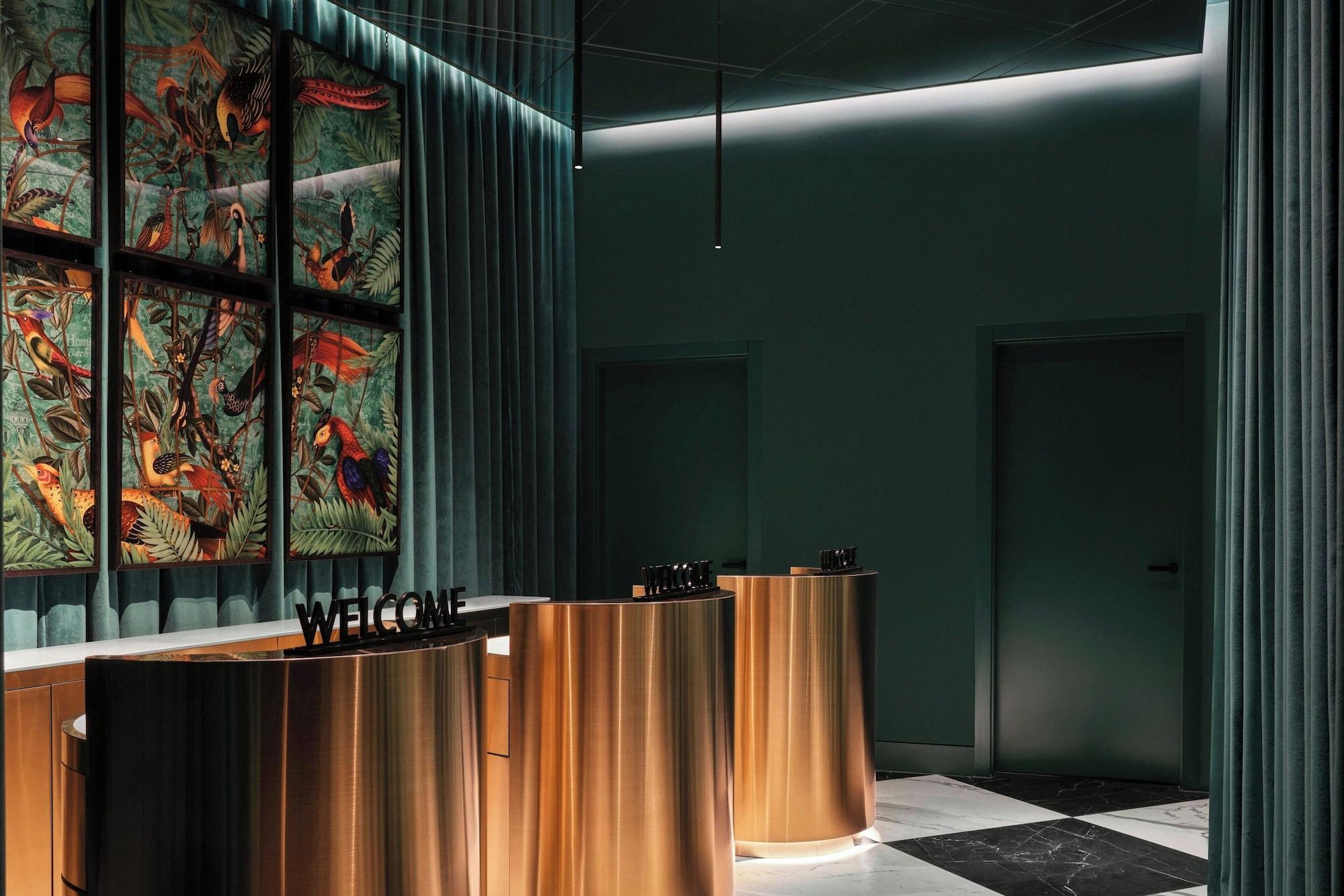 Vista Lobby W Budapest