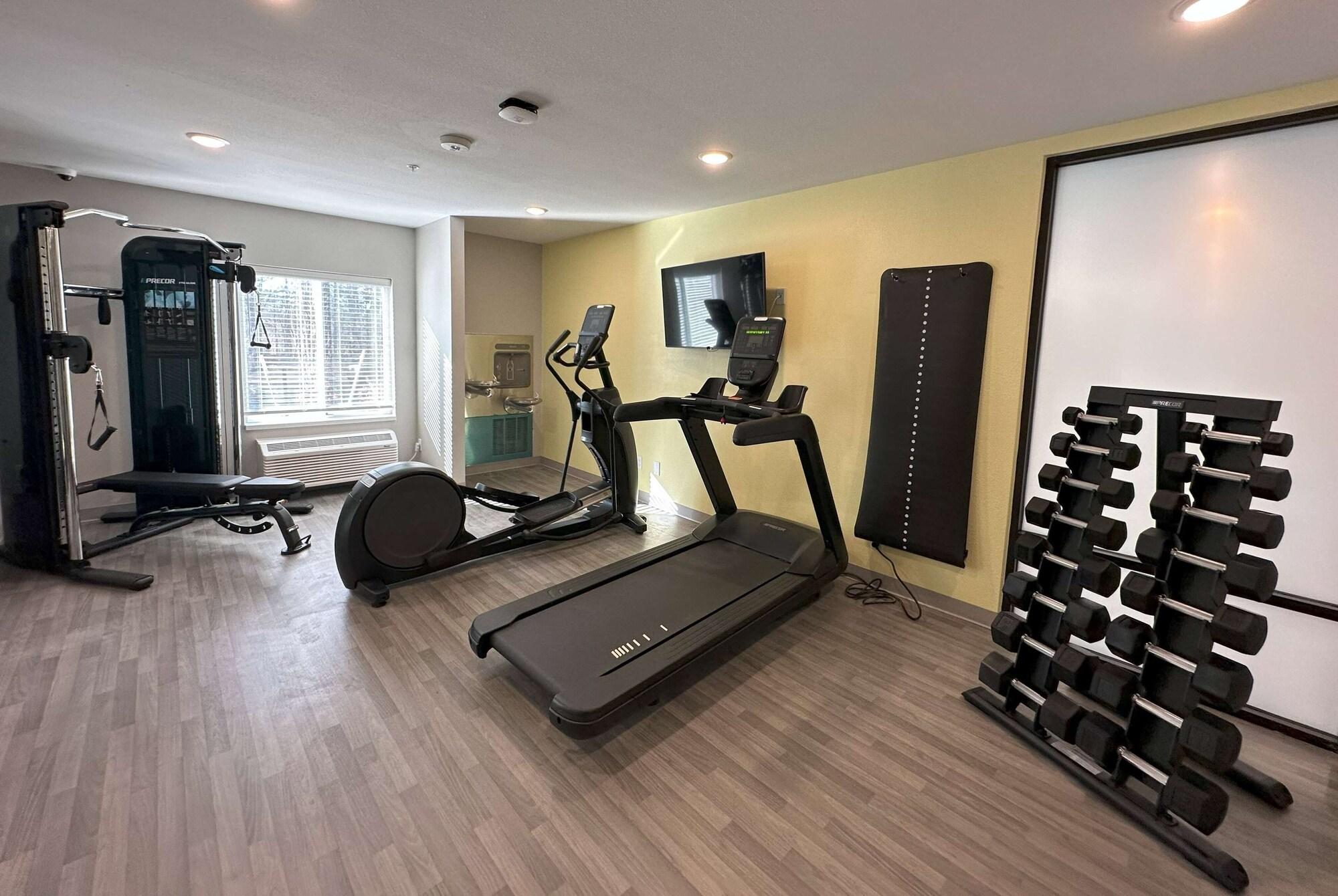 Gimnasio ECHO Suites Extended Stay by Wyndham Richmond West