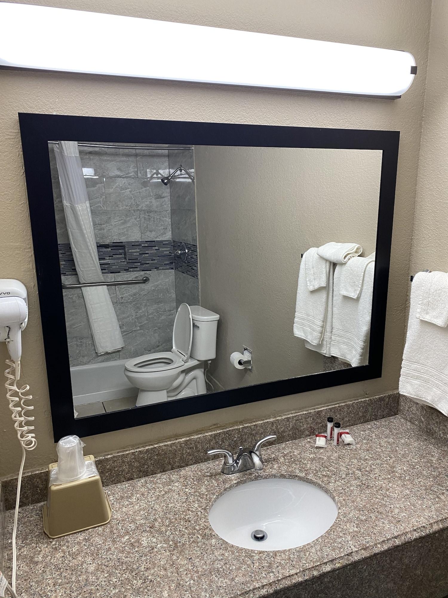 Equipamiento de Habitación Super 8 by Wyndham Gainesville TX