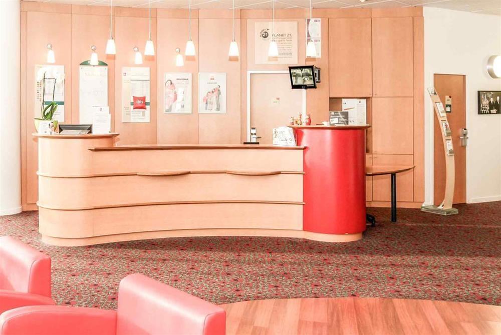 Vista Lobby ibis Lyon Sud Vienne Saint-Louis