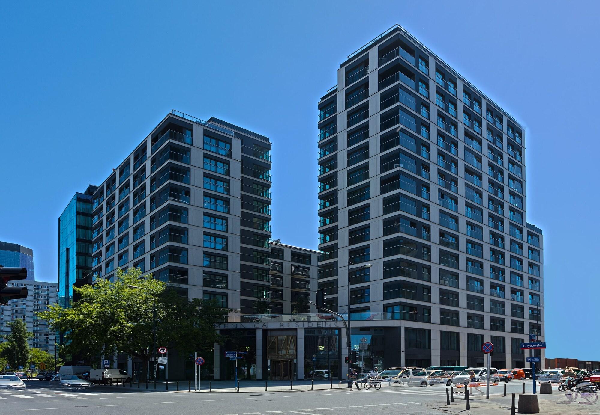 Varios Mennica Central Apartments