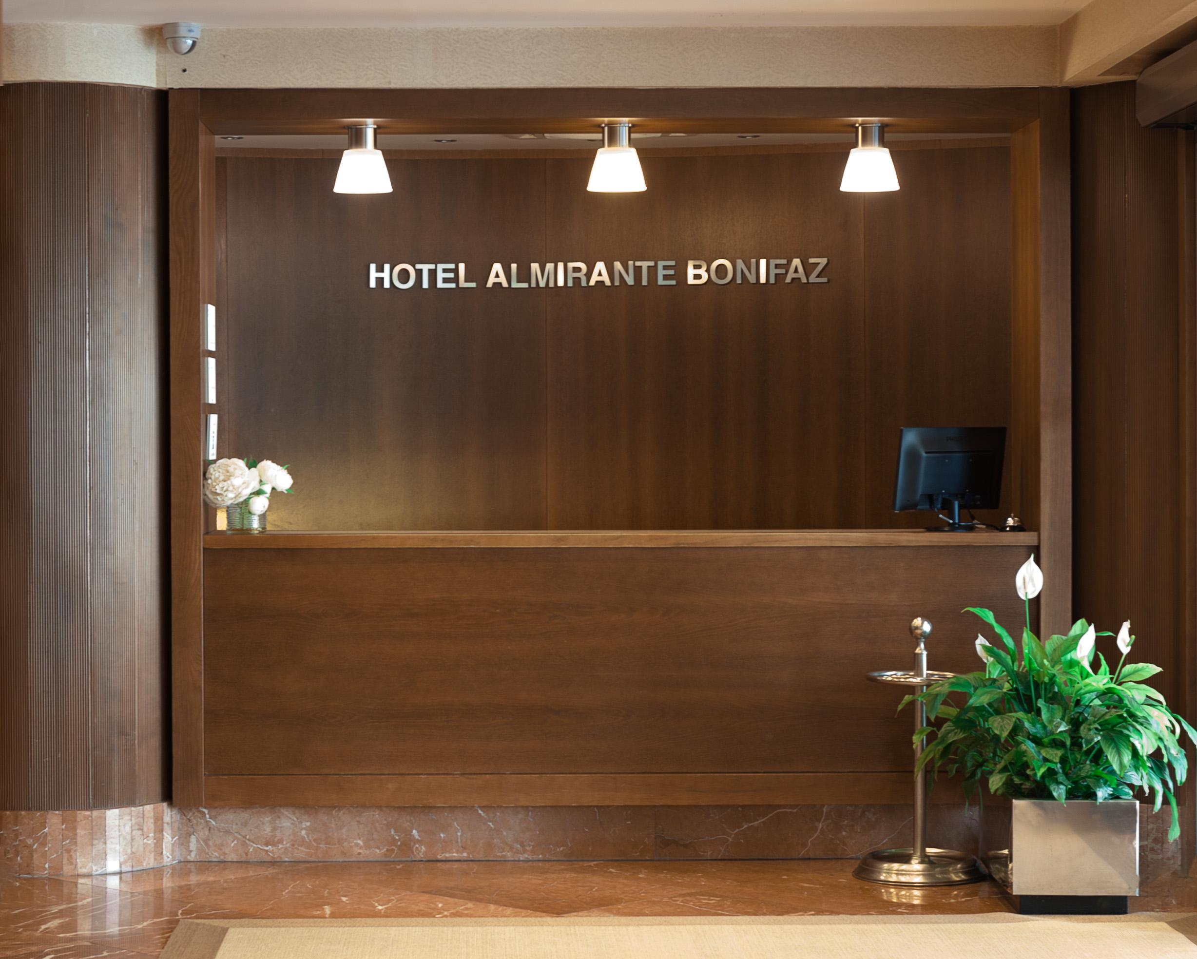 Vista Lobby Crisol Almirante Bonifaz