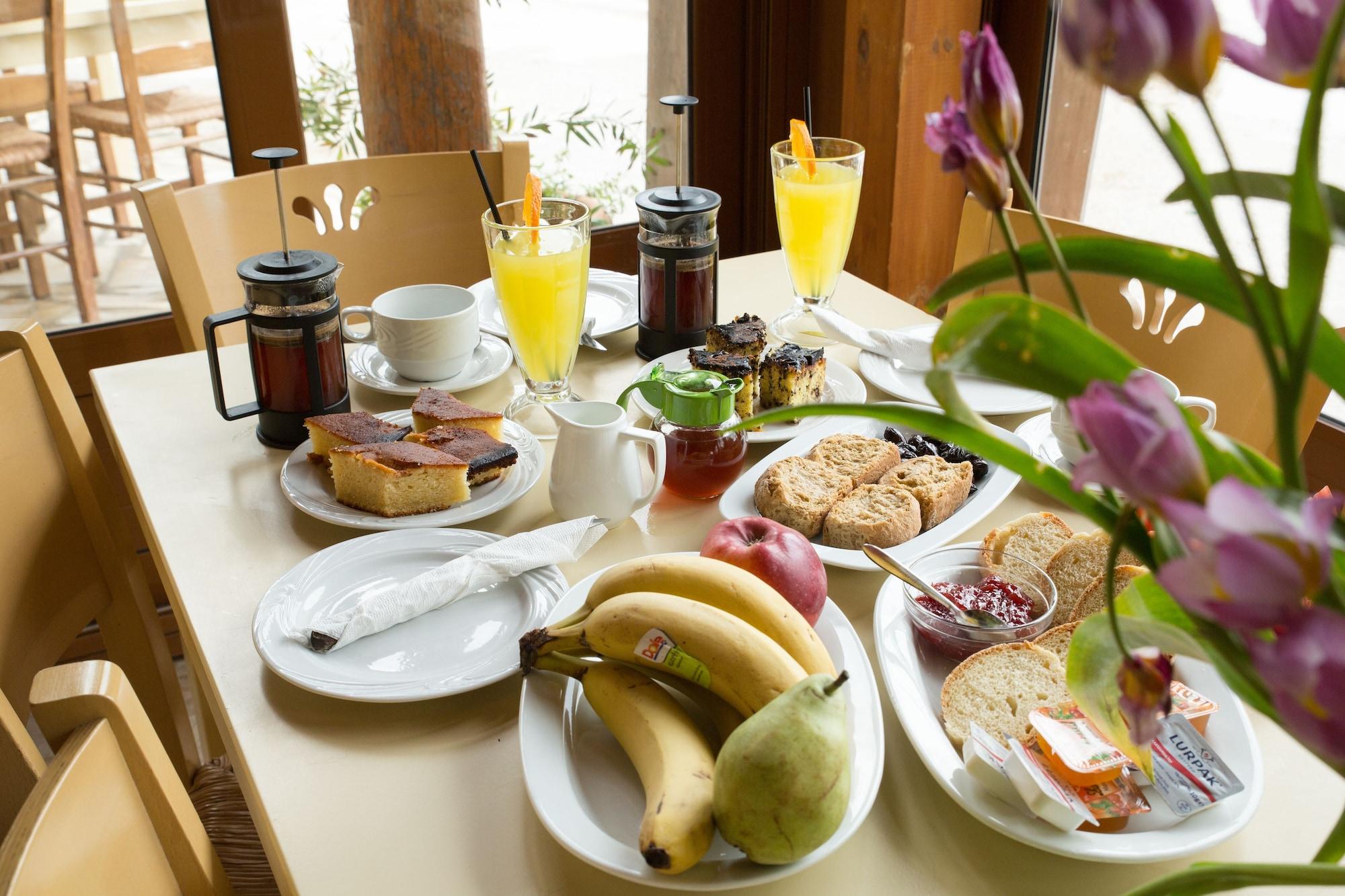 Restaurant Agarathos Traditional Rooms