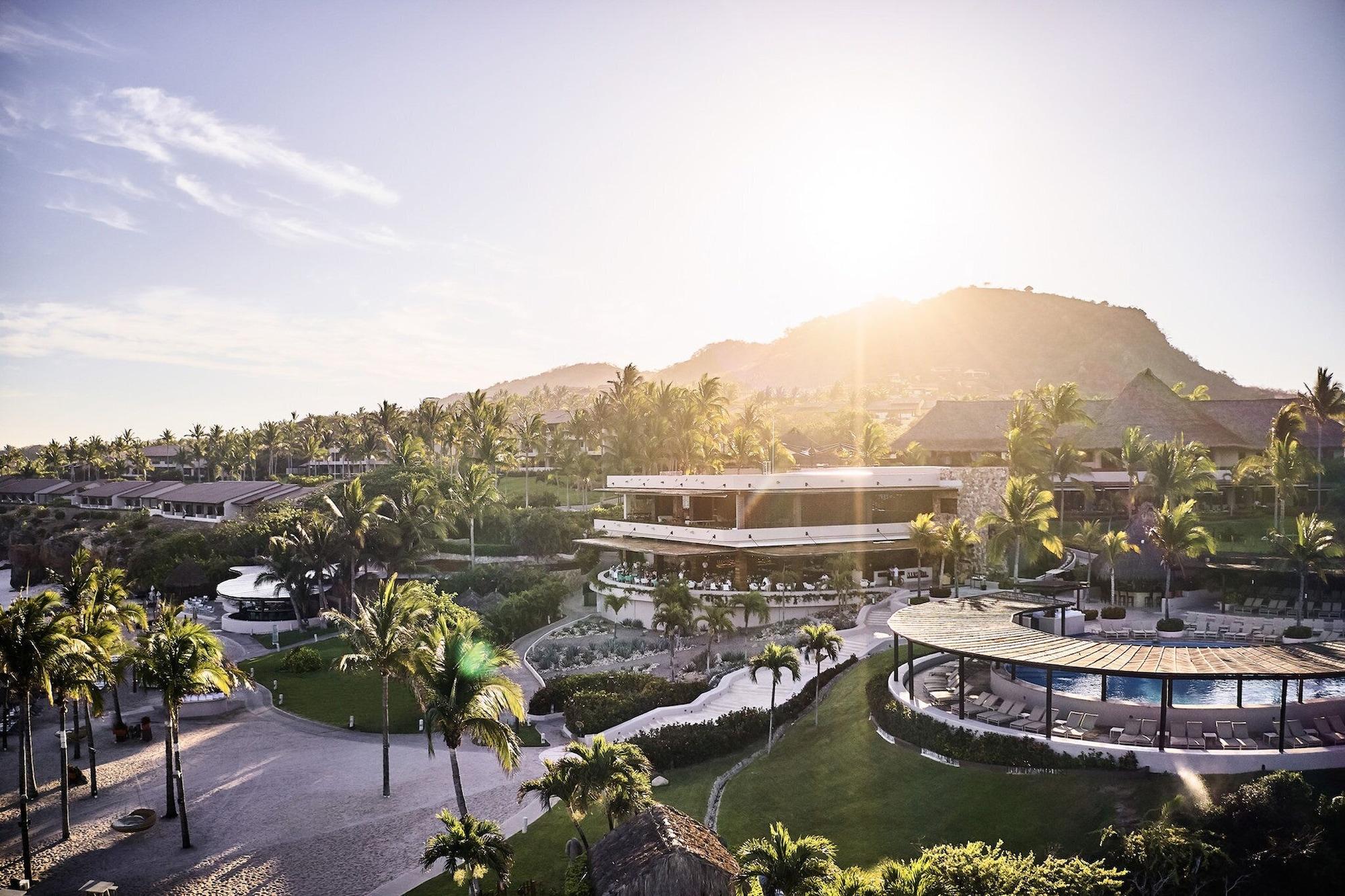 Vista Exterior Four Seasons Resort Punta Mita