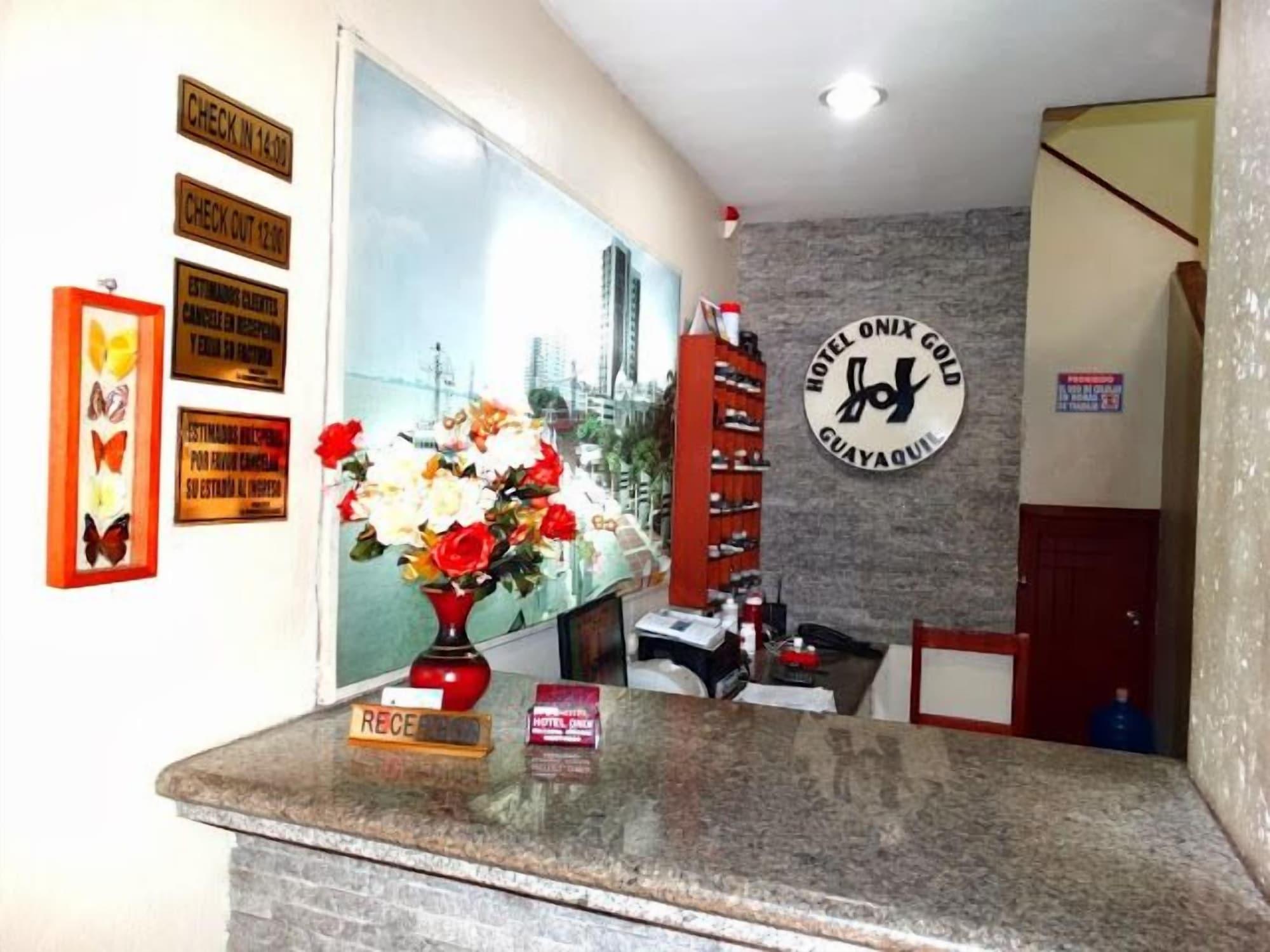 Vista Lobby Hotel Onix Gold
