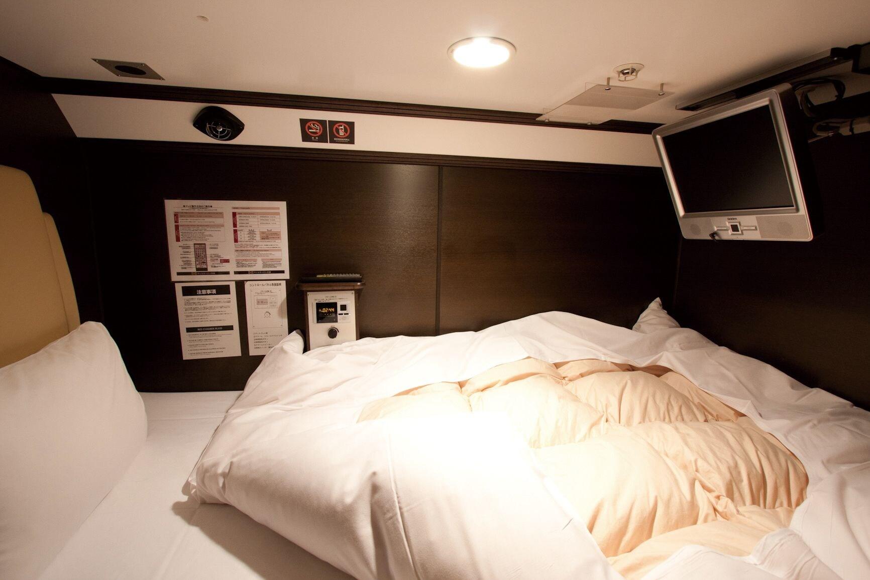 Habitación HEARTS Capsule Hotel & Spa Nakasu (Male Only)