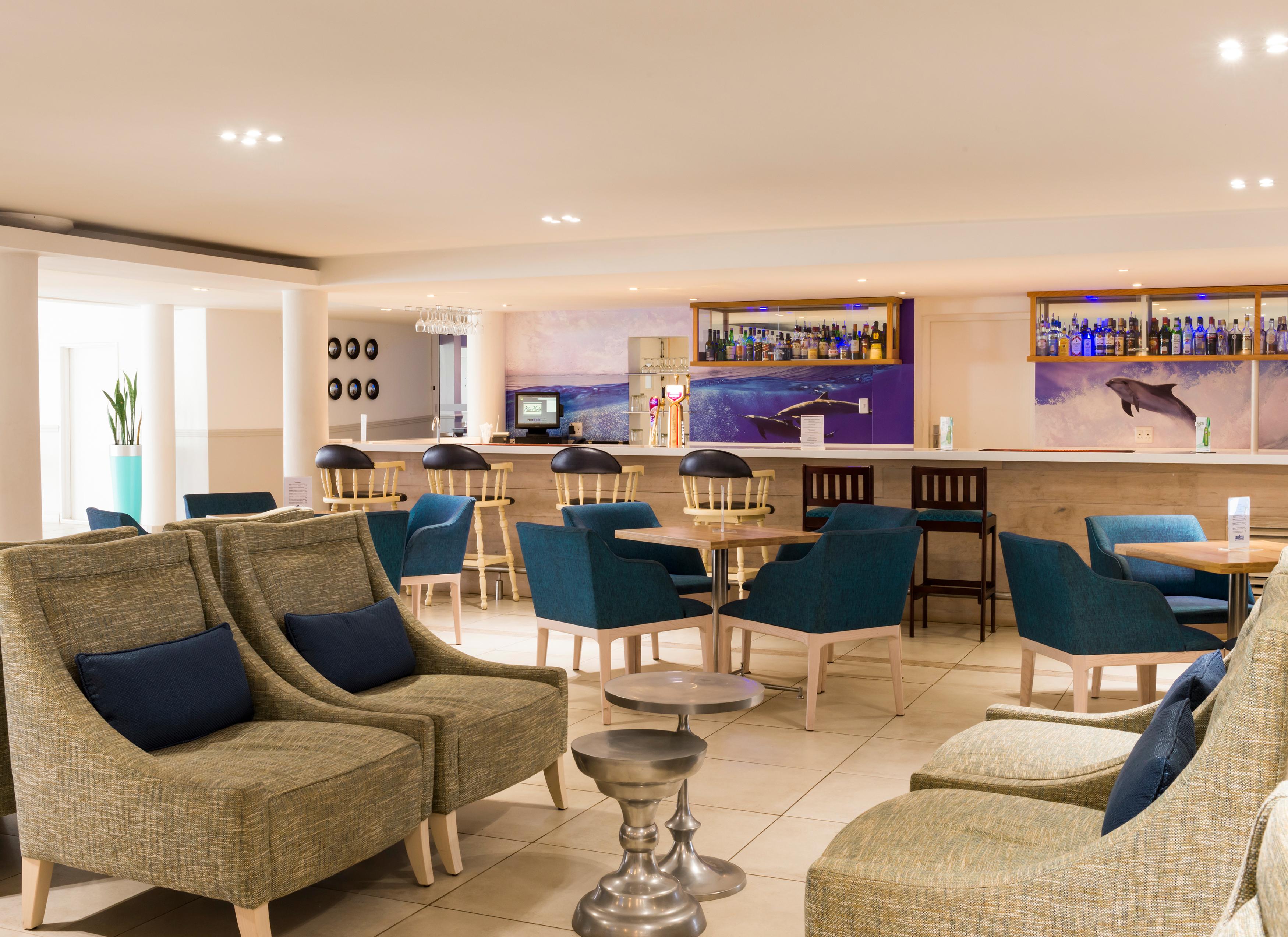 Vista do lobby Blue Marlin Hotel
