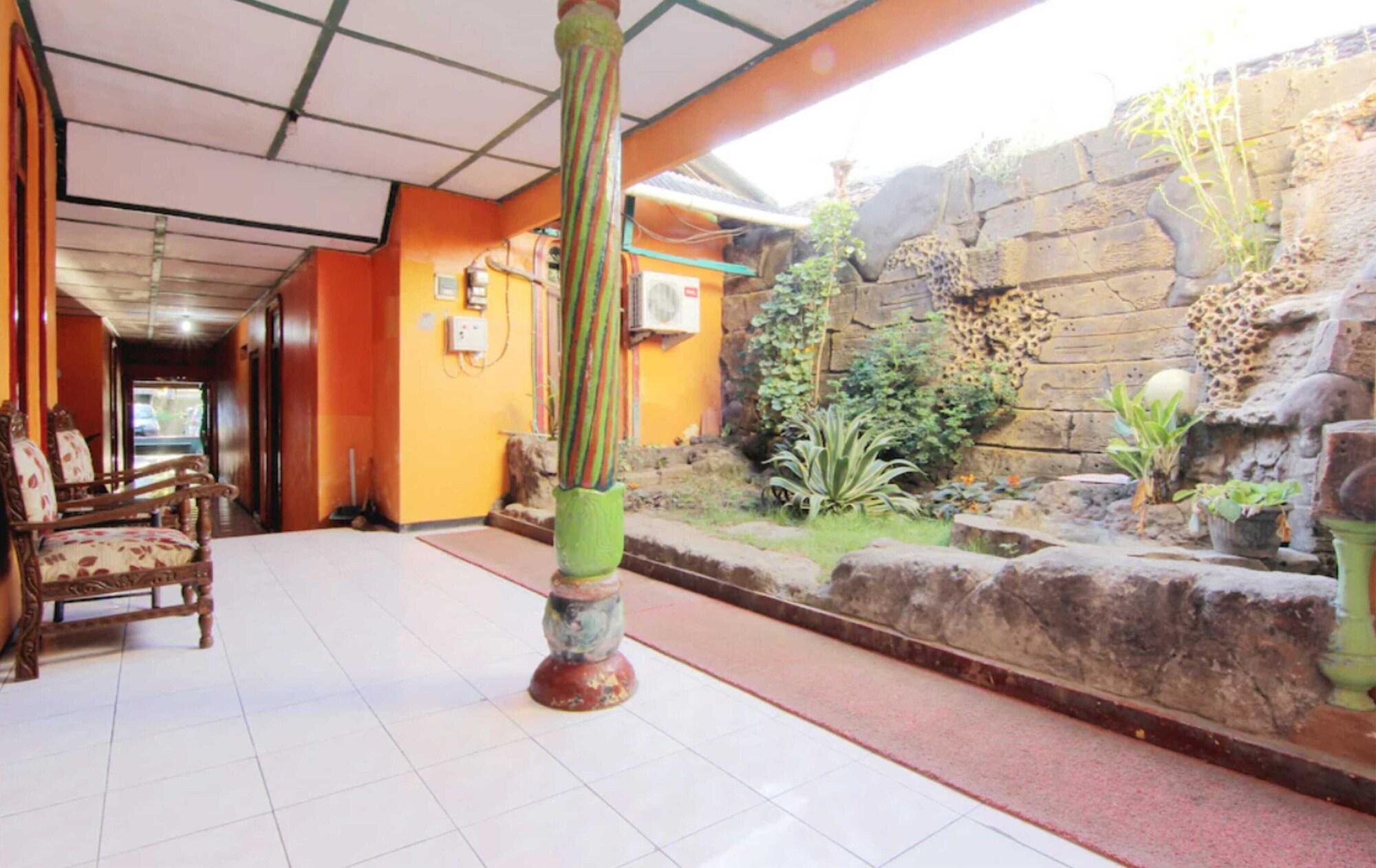 Comodidades del Alojamiento HOTEL WIDODO 1 TUSTIYANI PARANGTRITIS