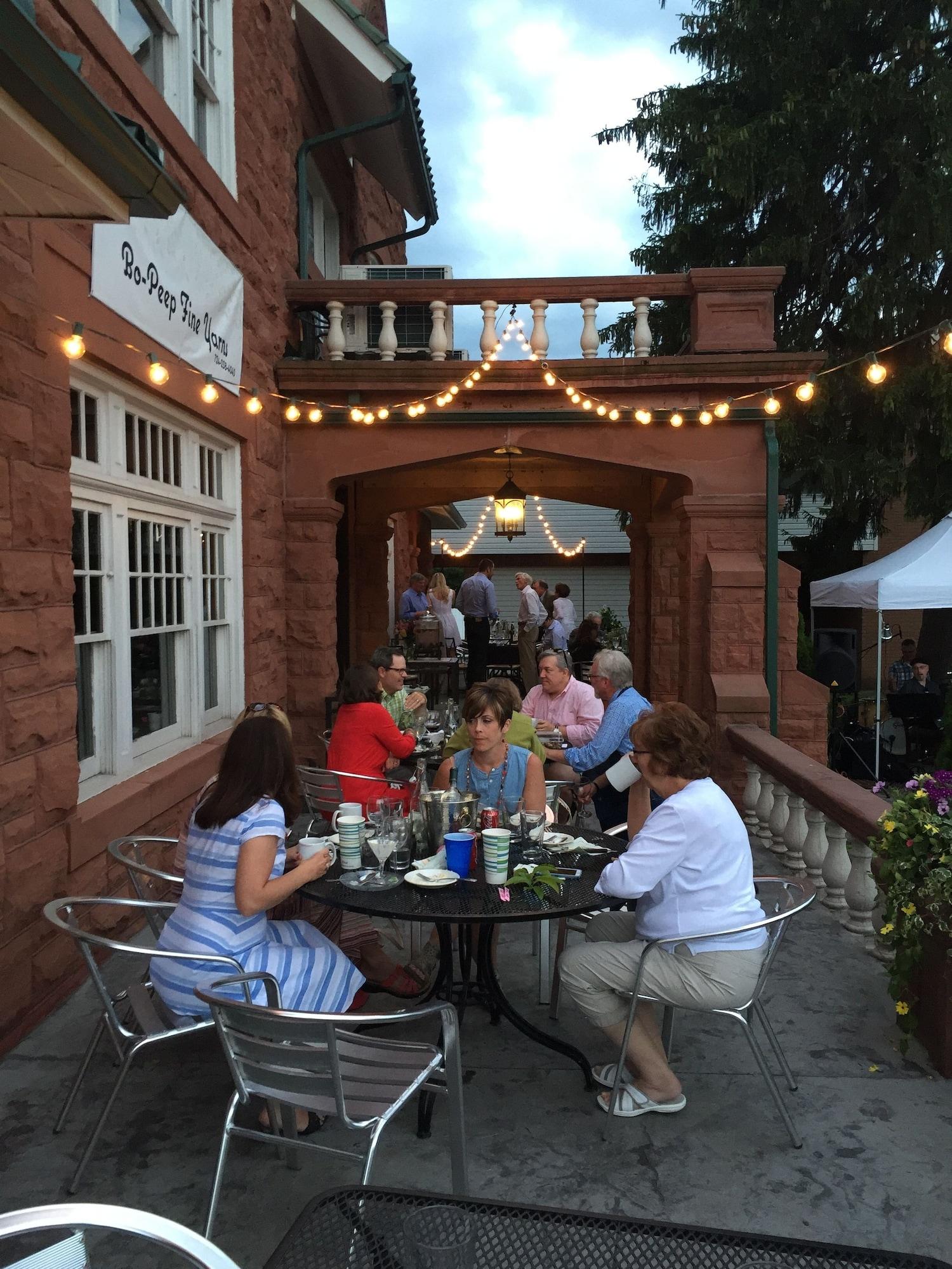 Restaurant Thistledown At Seger House