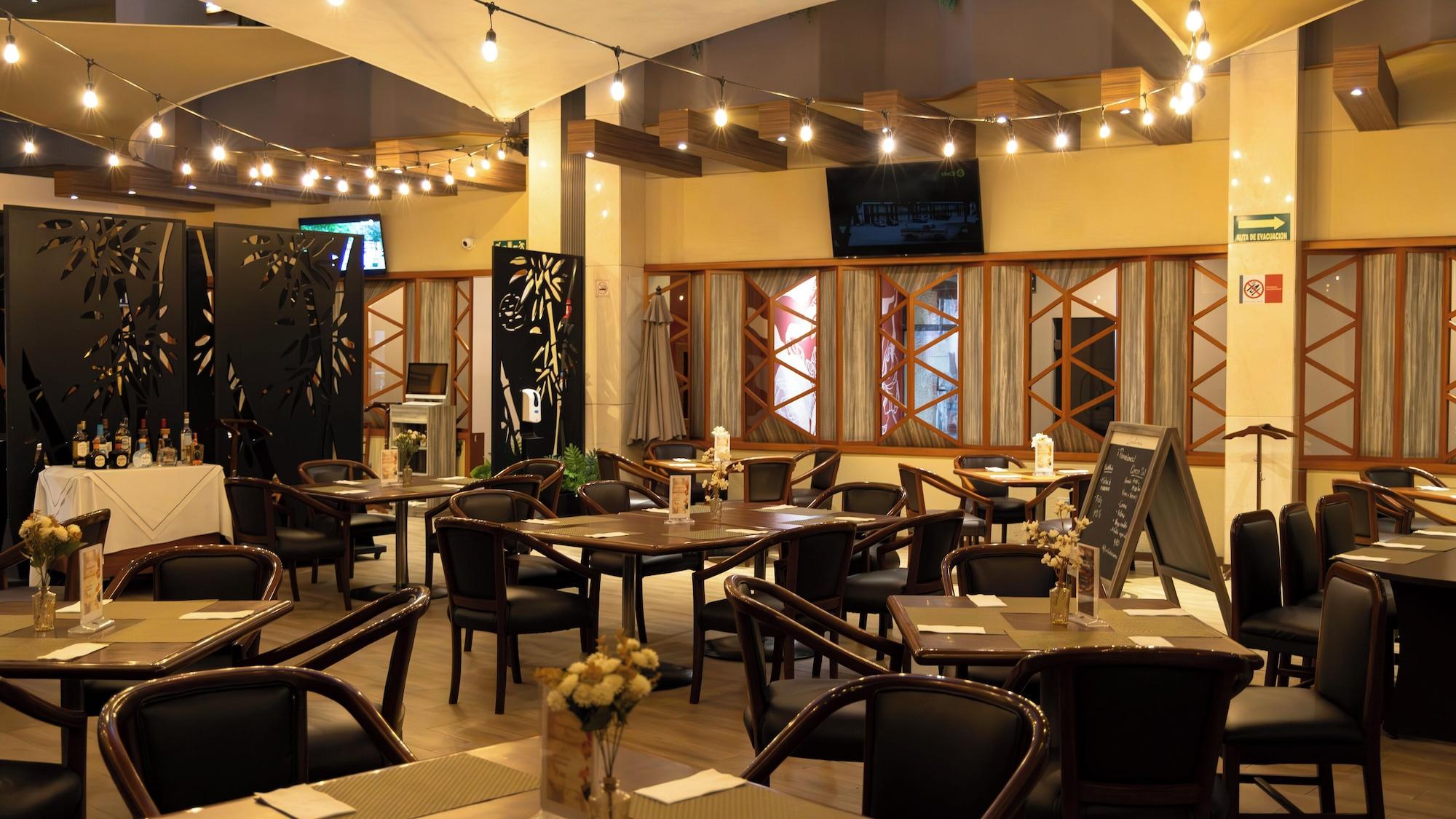 Restaurant Hotel Abastos Plaza