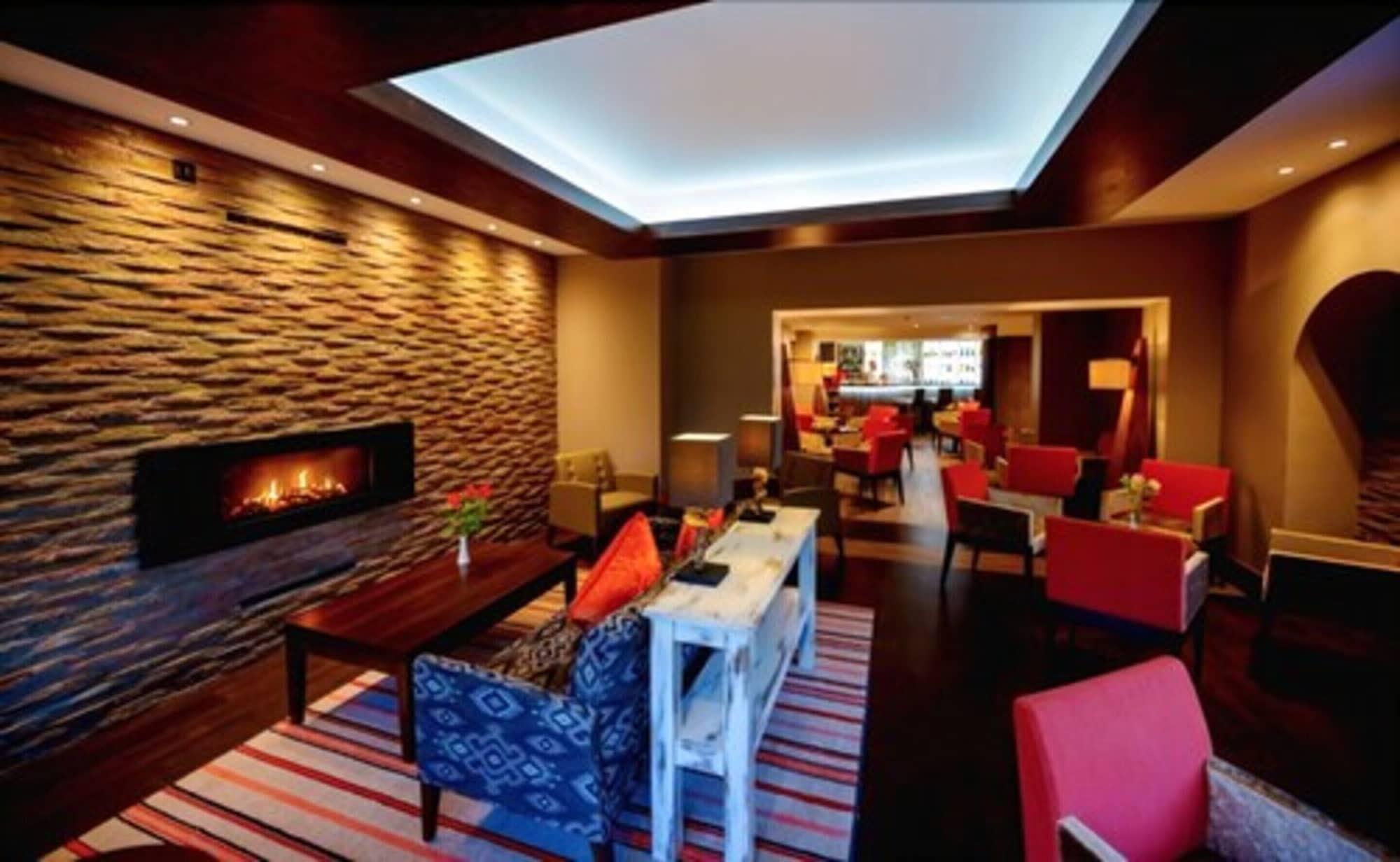 Bar/Salón Le Friquet Country Hotel