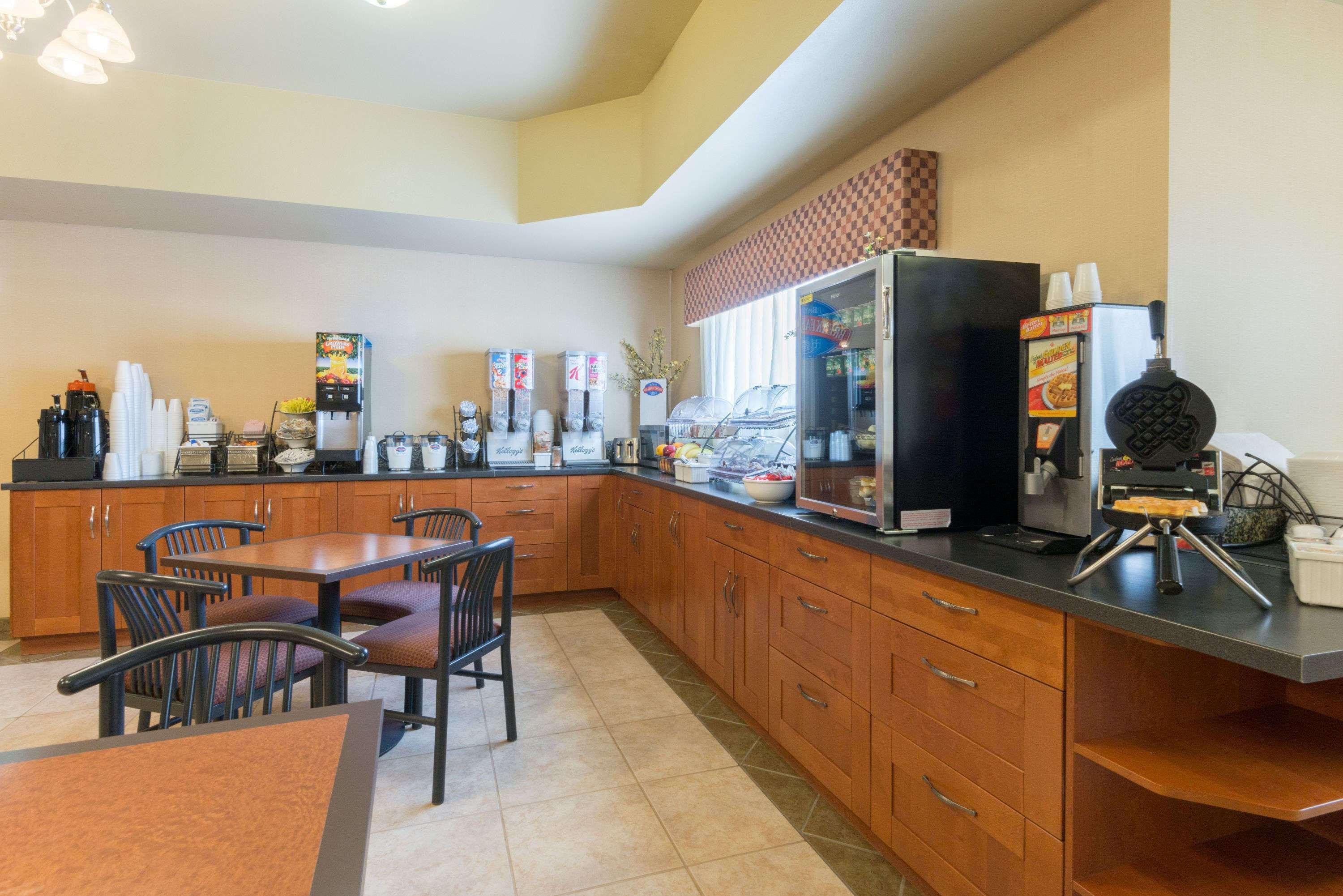 Restaurant Baymont By Wyndham Perryton