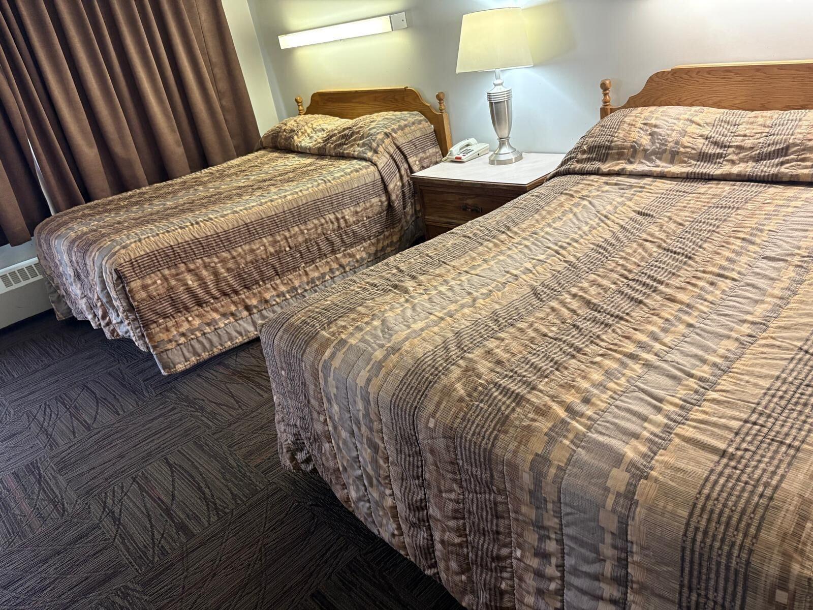 Habitación Camelot Court Motel