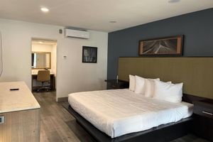 Alojamiento - DTLV, a Baymont by Wyndham