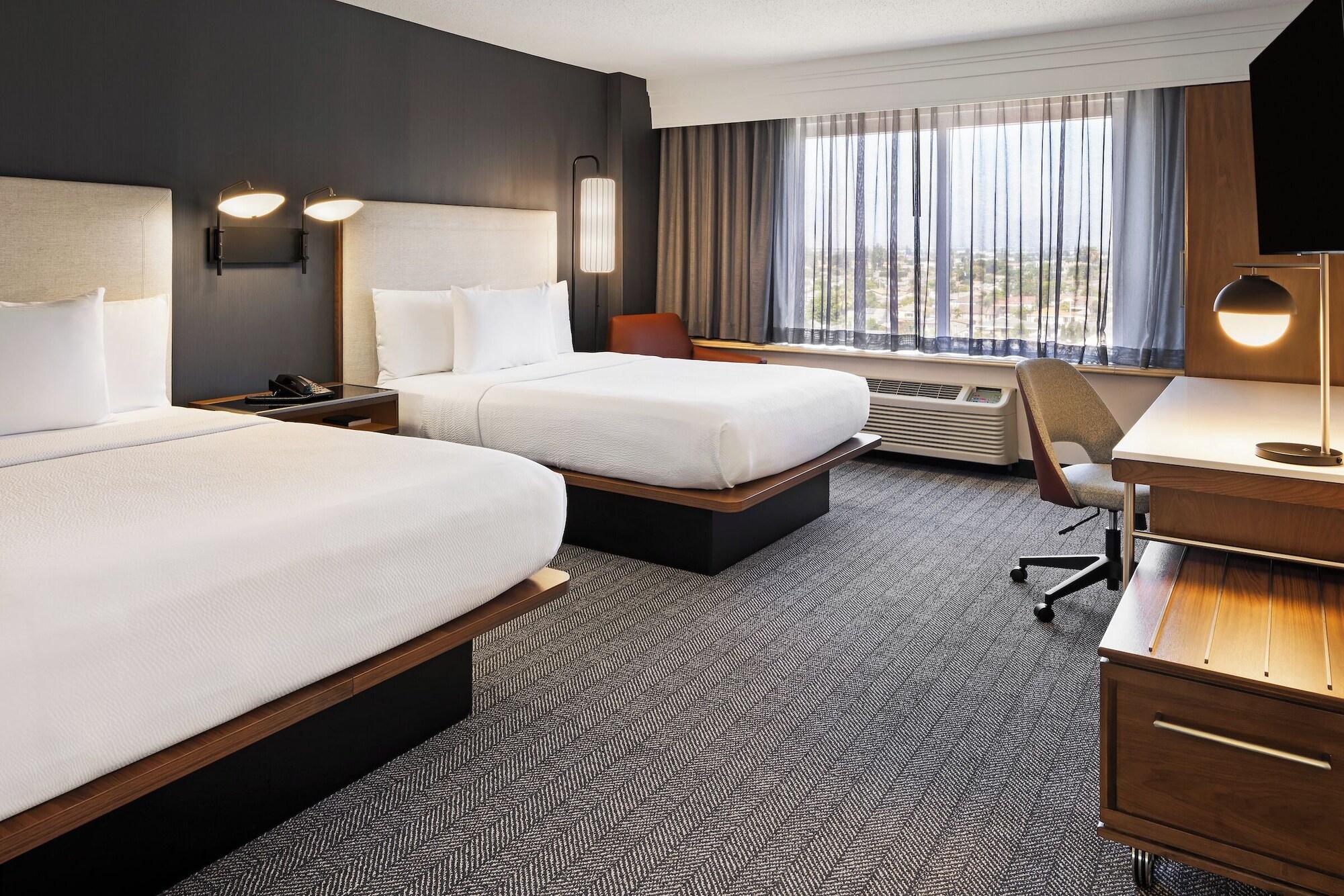 Habitación Courtyard by Marriott Baldwin Park
