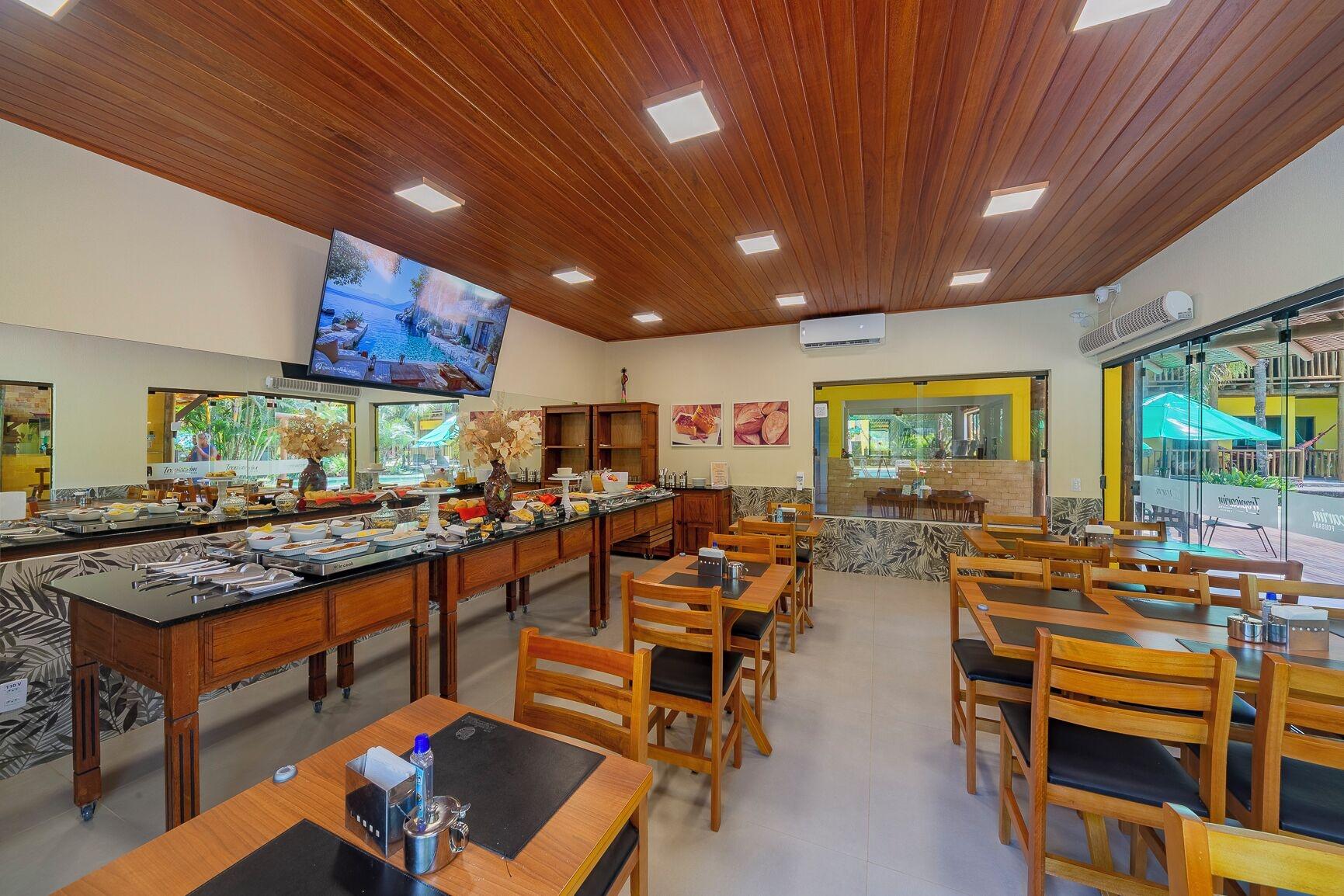 Bar/Salón Pousada Tropicarim