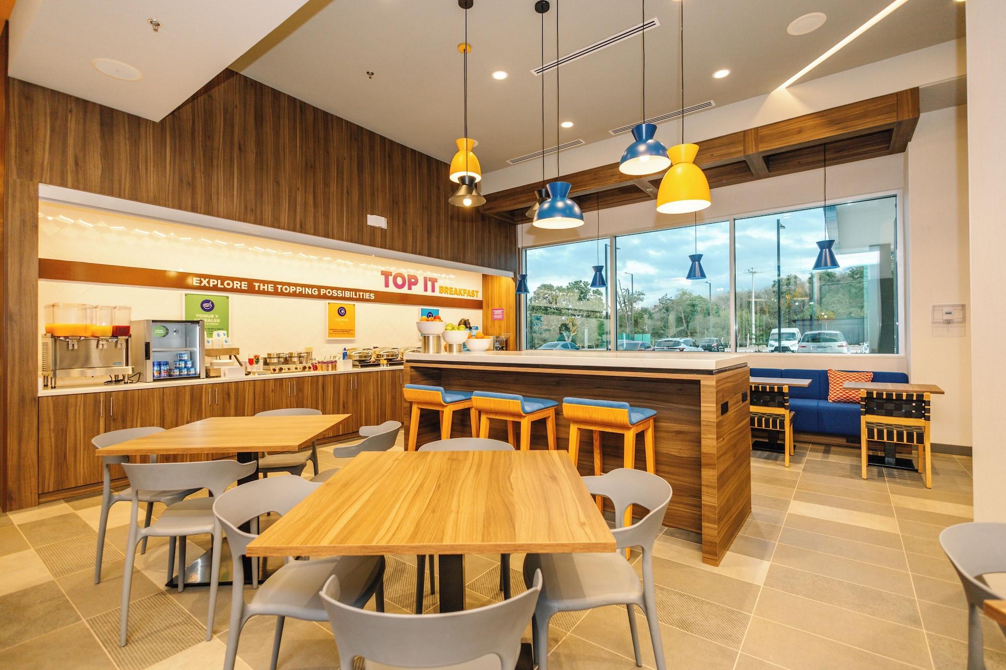 Restaurant Tru By Hilton Distrito Palmerola