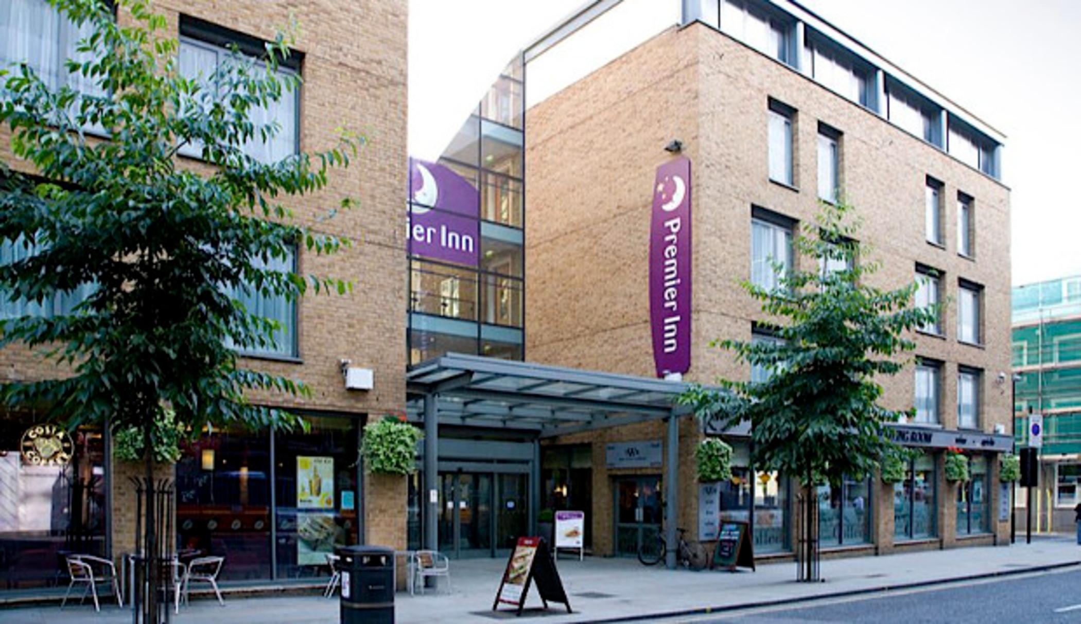 Vista Exterior Premier Inn London Kings Cross