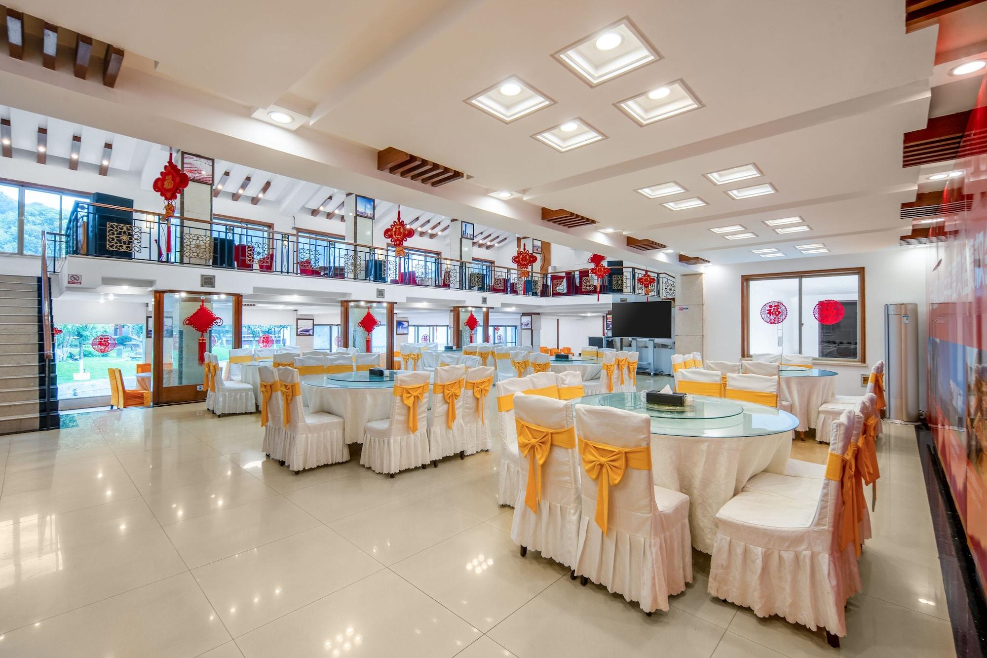 Restaurant Pipaxi Hotel