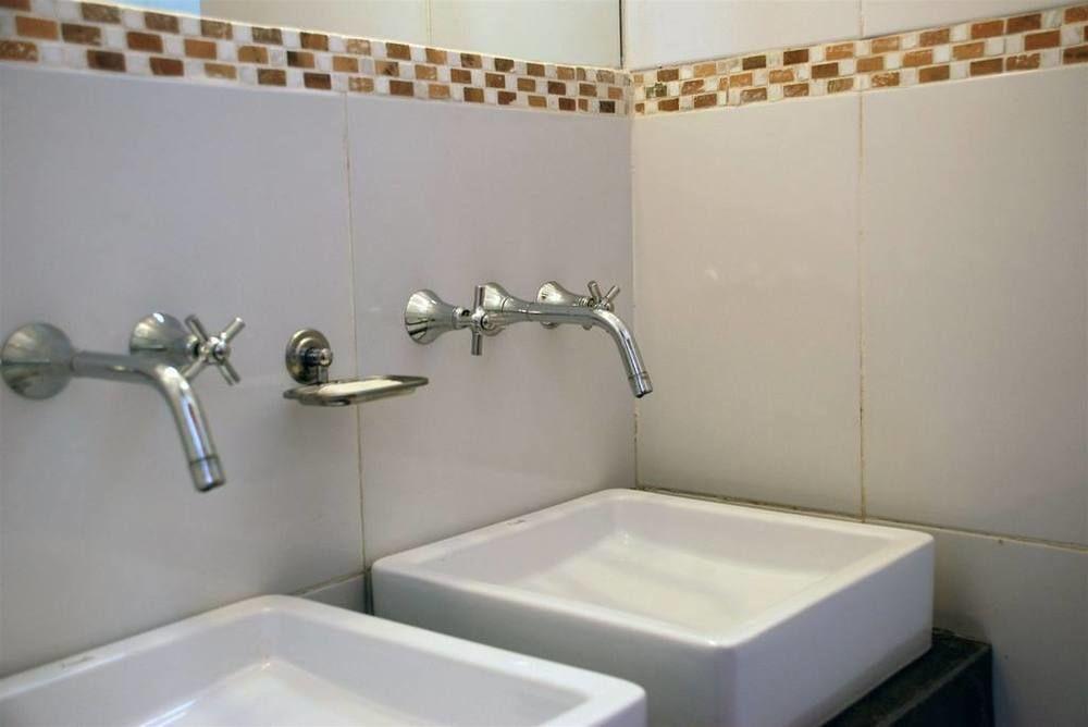 Set de Habitación Urbanian Hostel