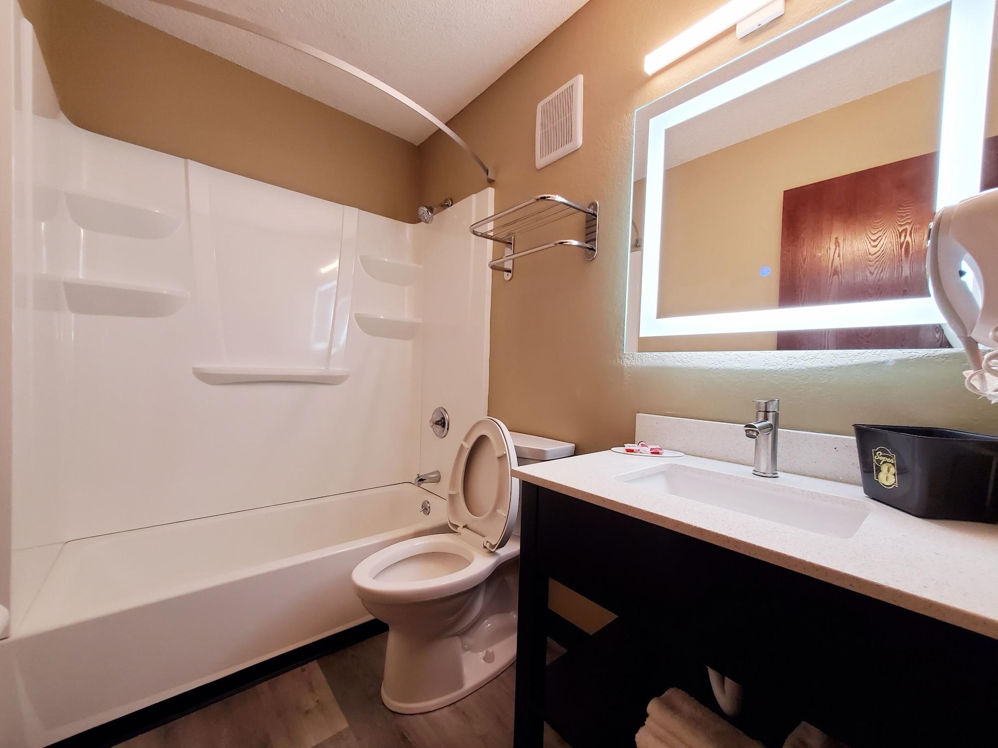 Equipamiento de Habitación Super 8 by Wyndham Amsterdam