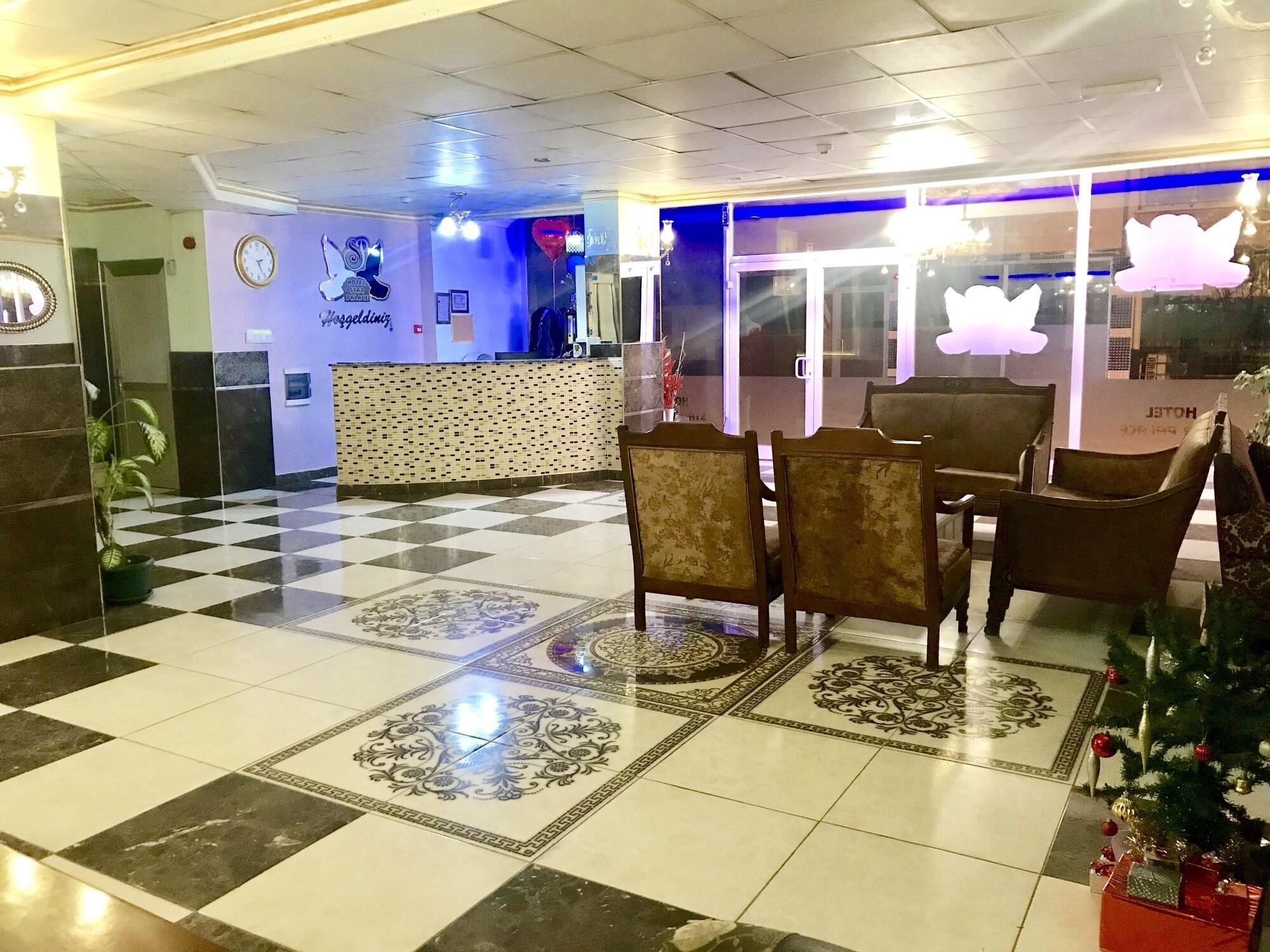 Vista Lobby Otel Star Palace