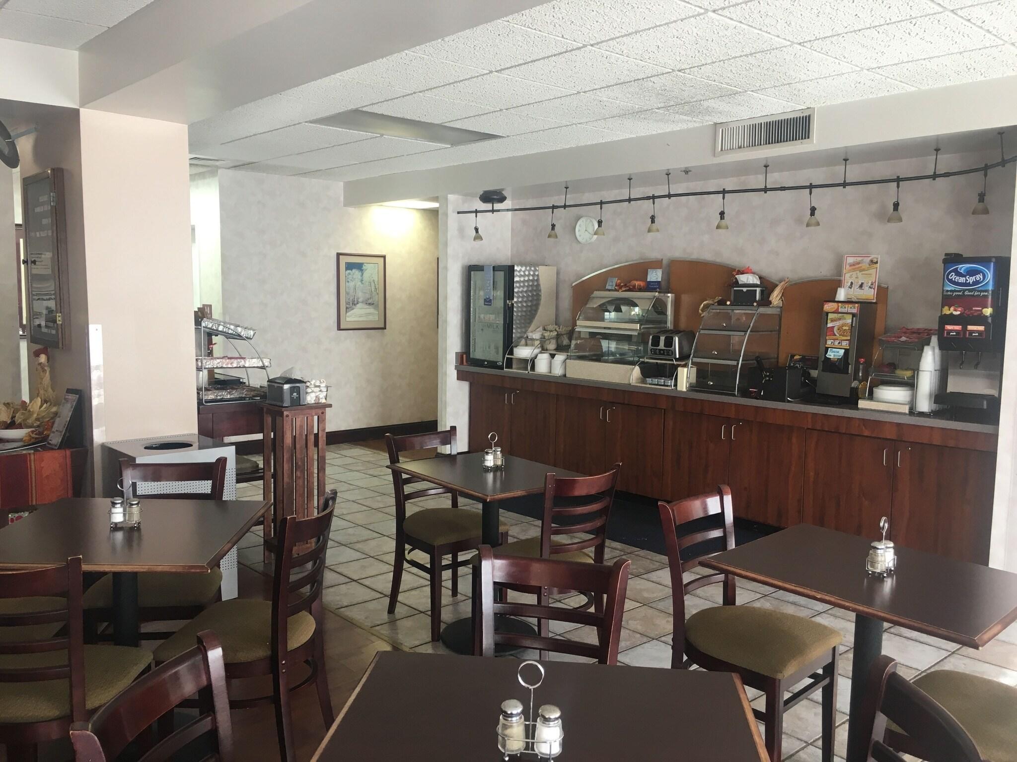 Restaurant Mountain Inn & Suites