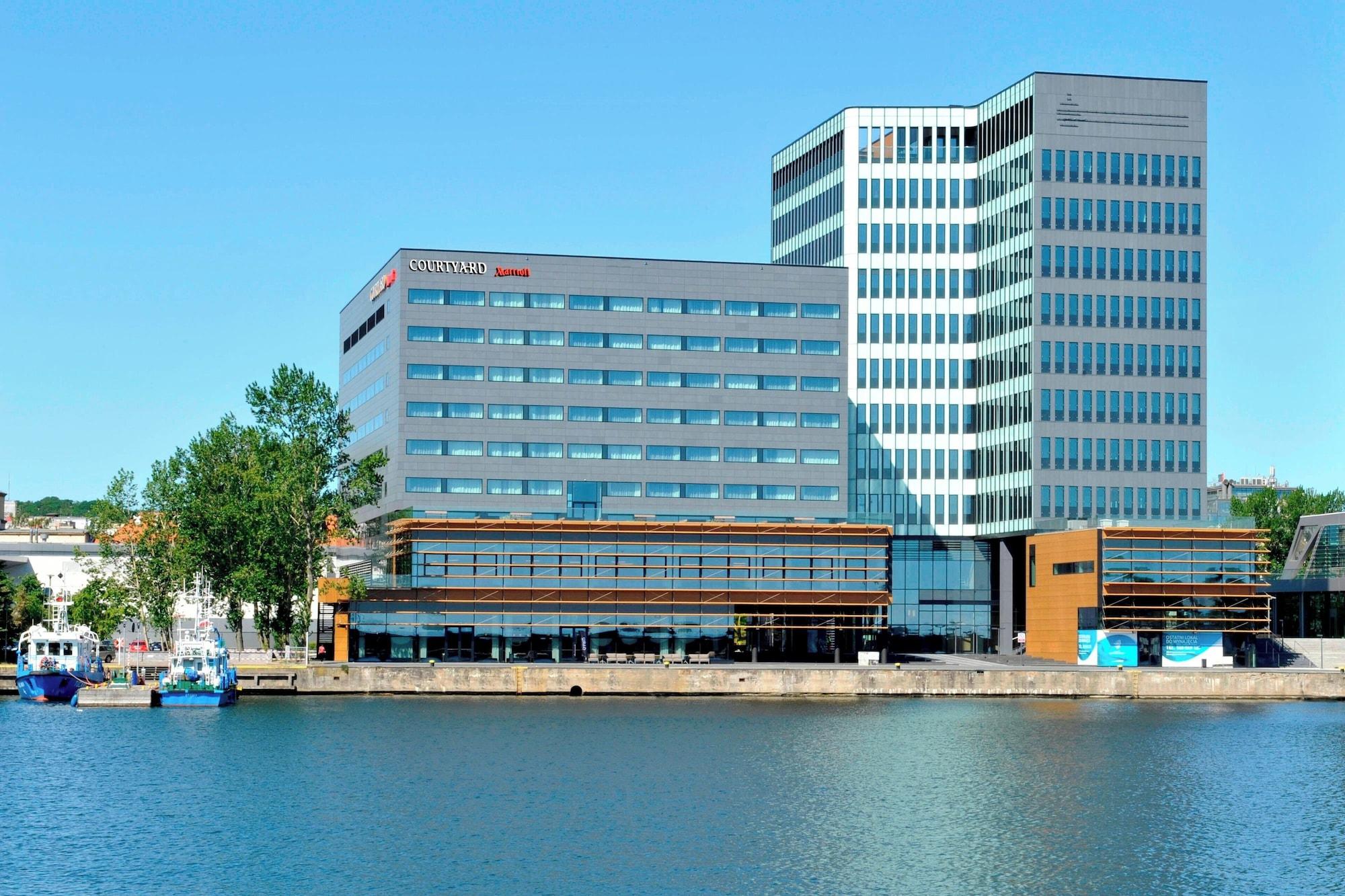 Vista Exterior Courtyard by Marriott Gdynia Waterfront