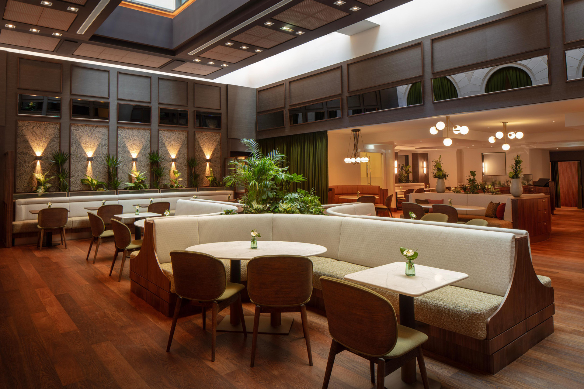 Restaurant Anantara Palais Hansen Vienna – A Leading Hotel of the World