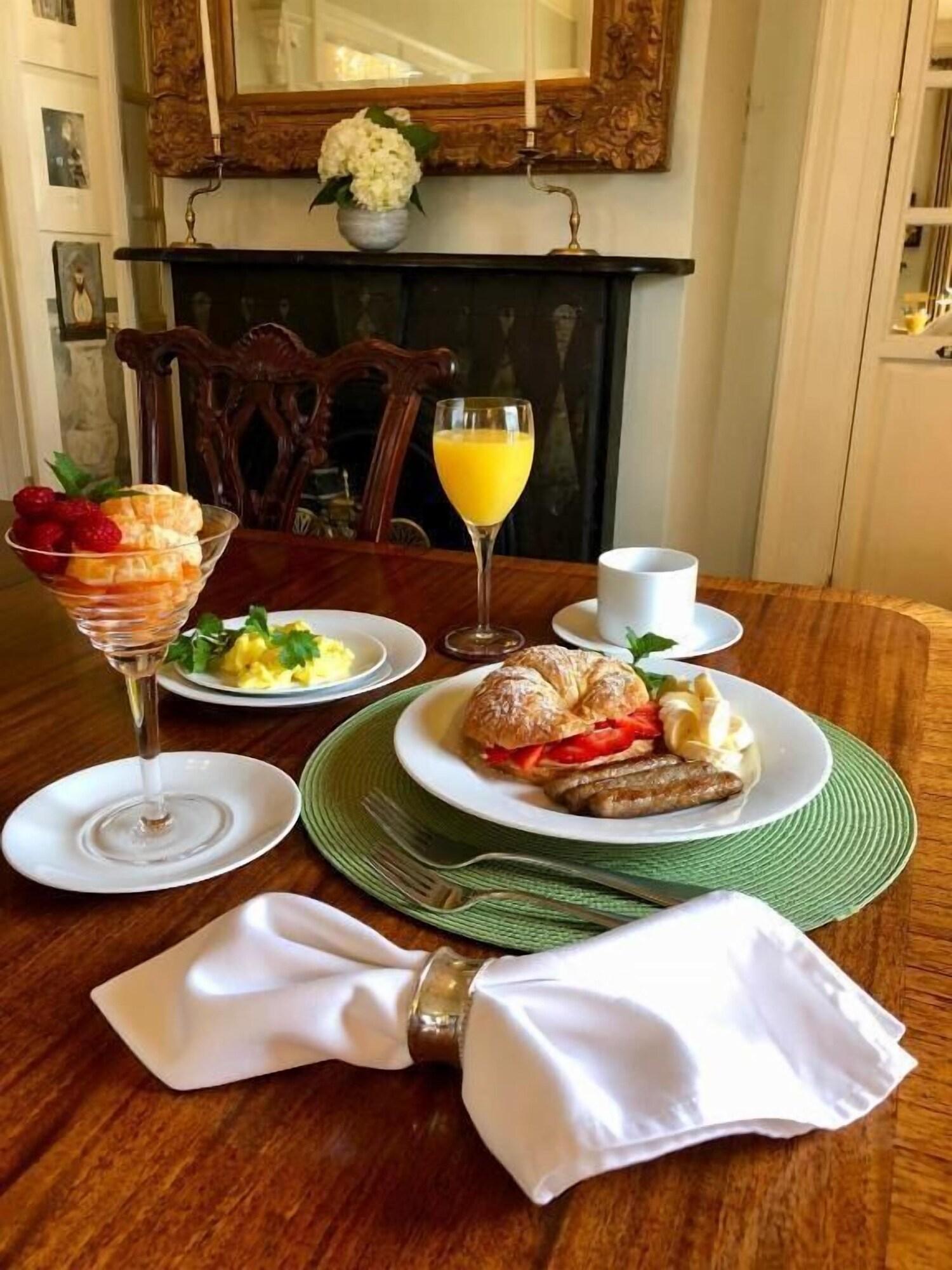 Restaurant Catherine Ward House Inn