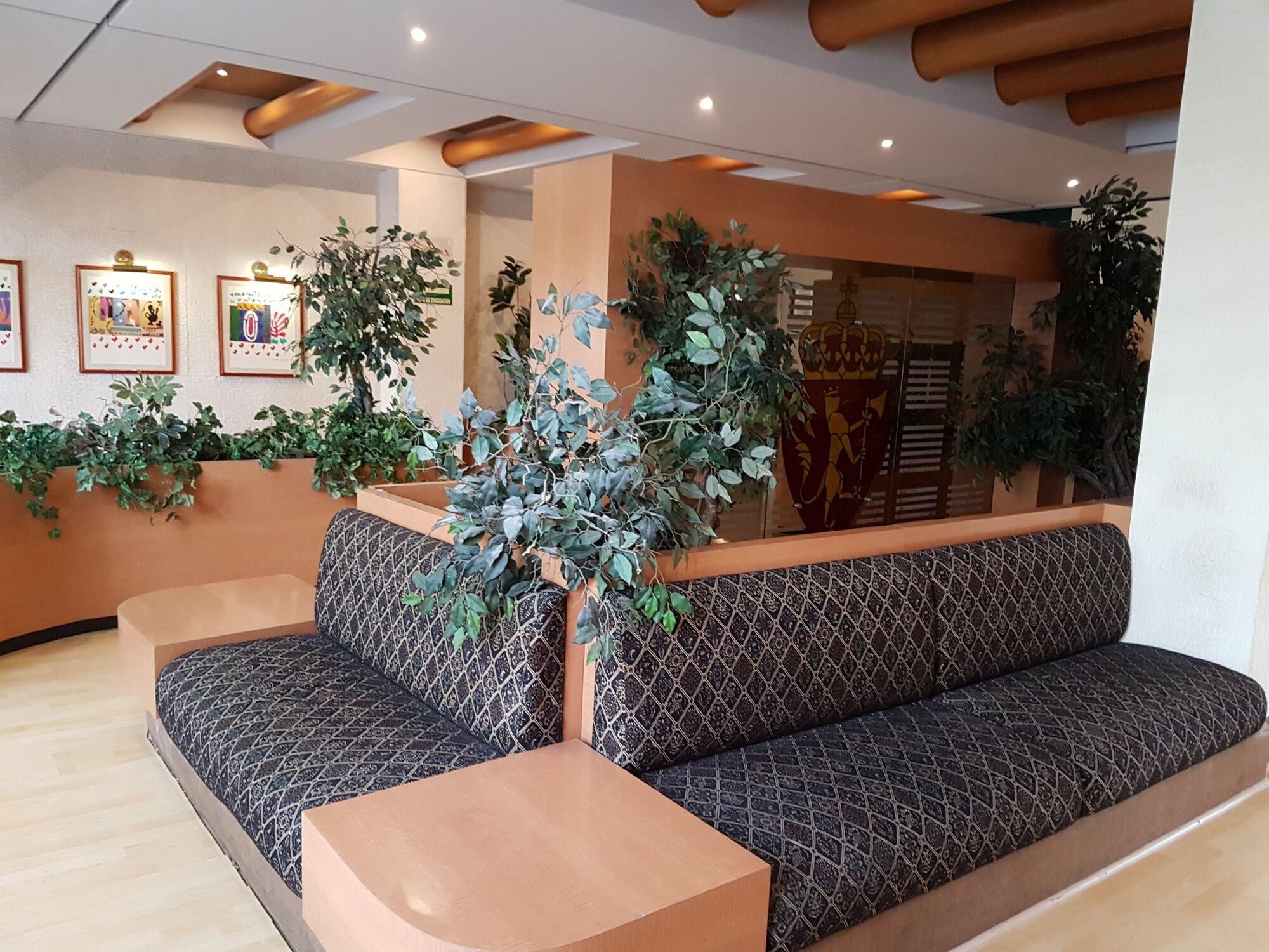 Vista Lobby Hotel Oslo - In Mexico City (Benito Juarez)