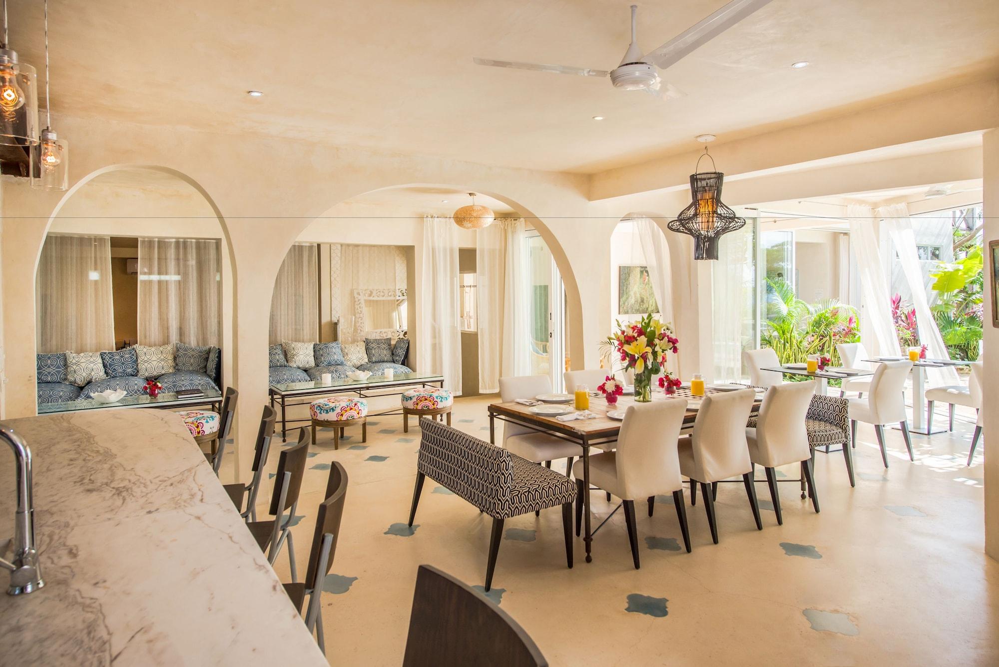 Restaurant Casa Coco by Coco B Isla