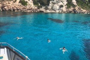 Actividad - Brunch en Beach Club Flotante sólo para adultos - Tour en barco desde Platja d'en Bossa