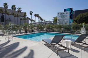 Alojamiento - H Hotel Los Angeles, Curio Collection by Hilton