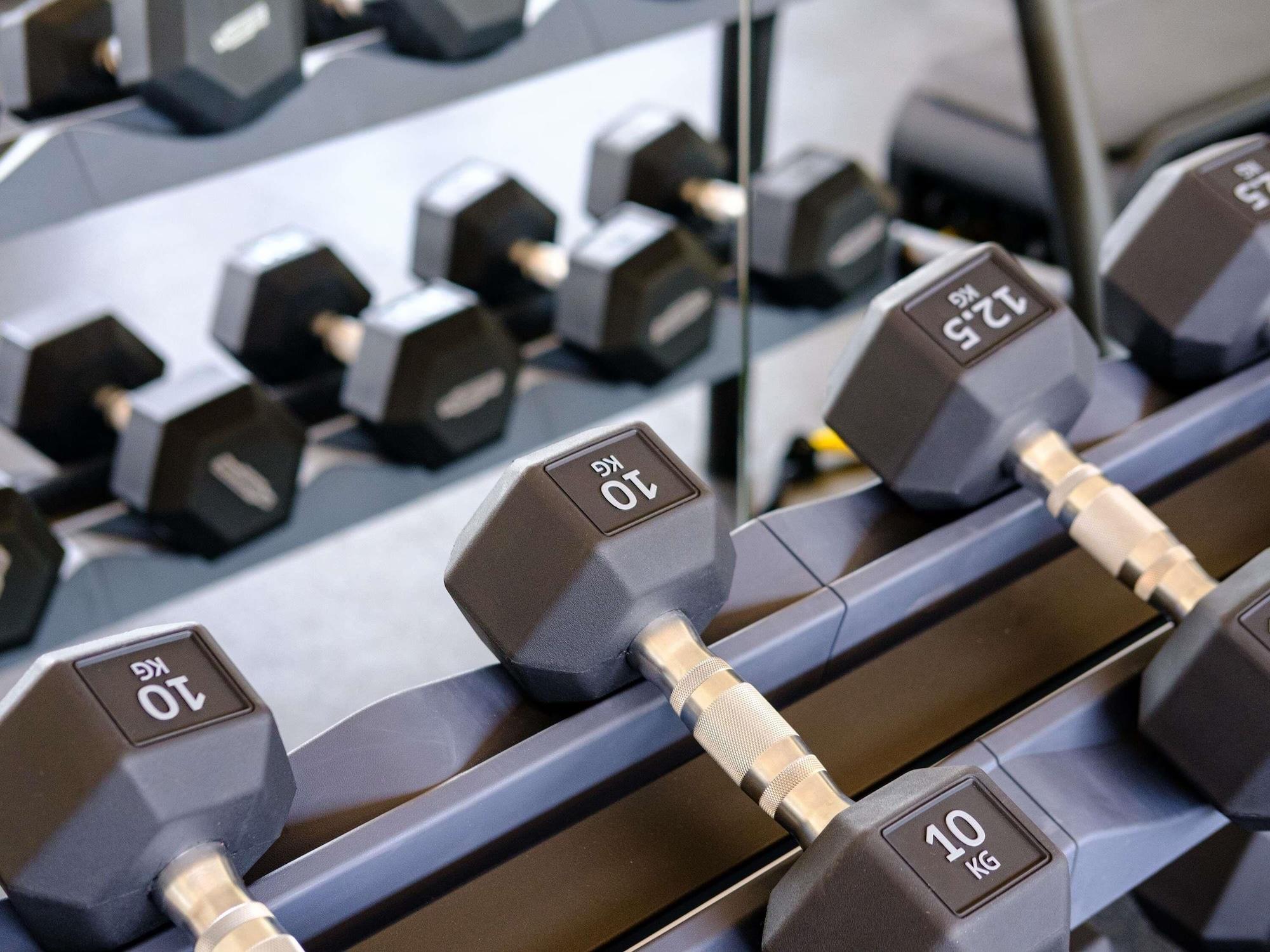 Gimnasio Mercure Larnaca Finikoudes Beach