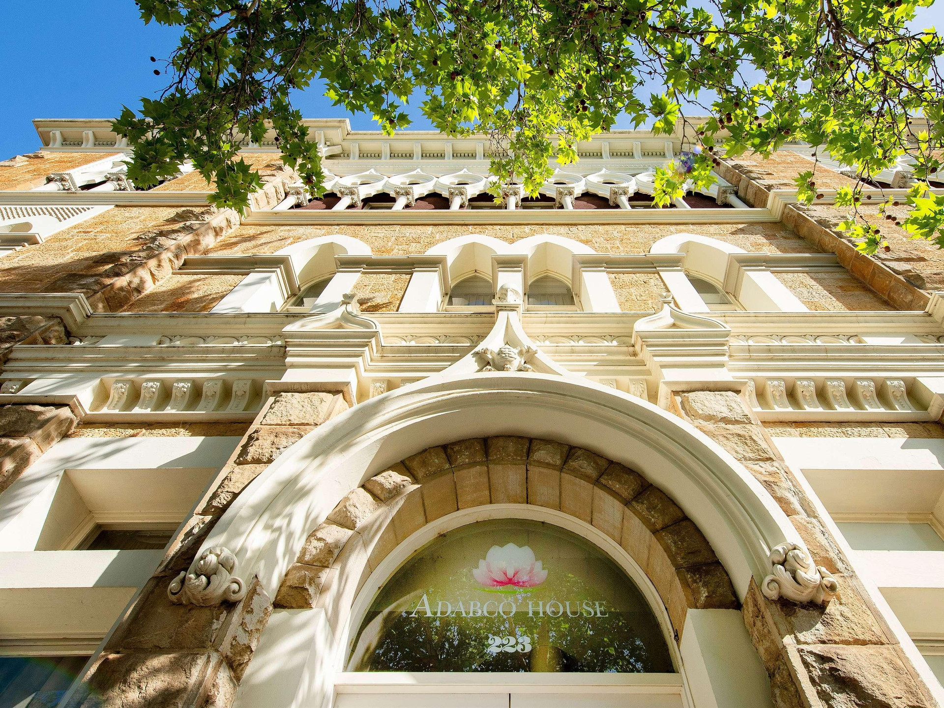 Vista Exterior Adabco Boutique Hotel Adelaide