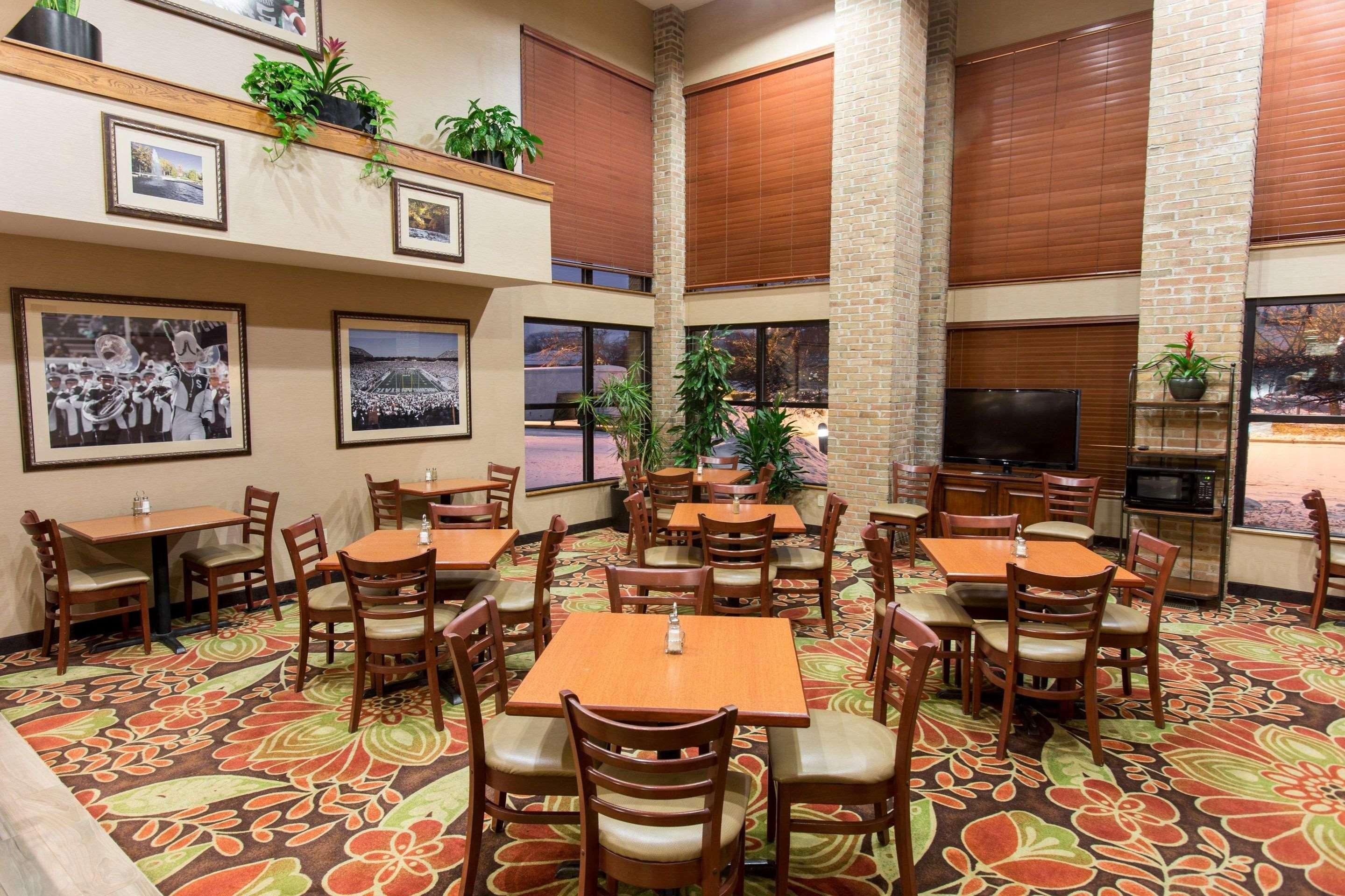 Restaurant Comfort Inn Okemos - East Lansing