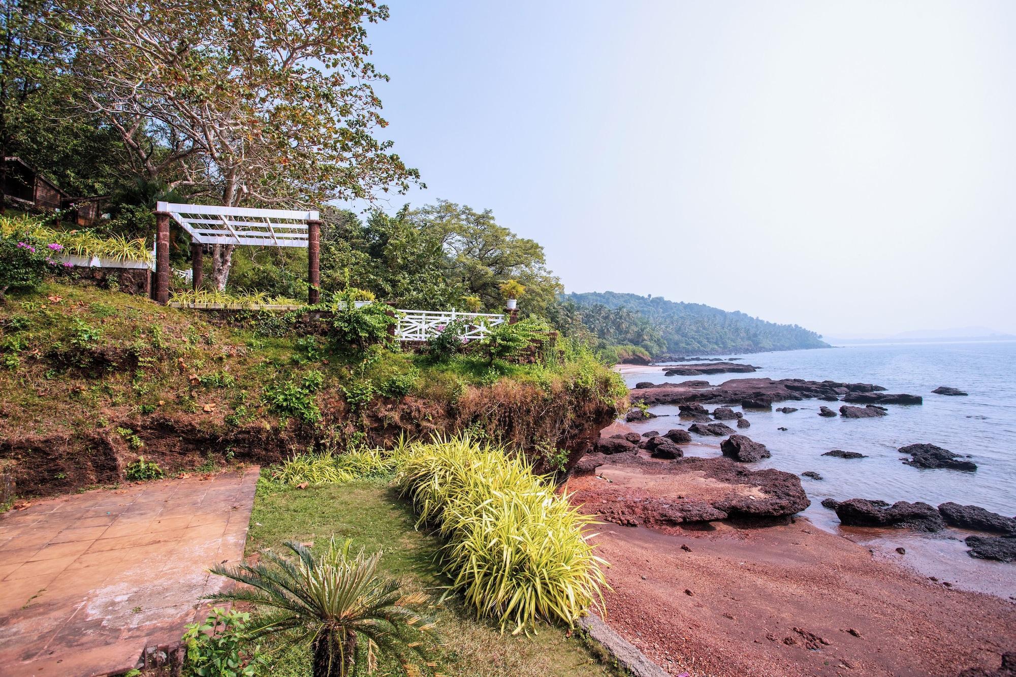 Playa Stone Water Eco Resort