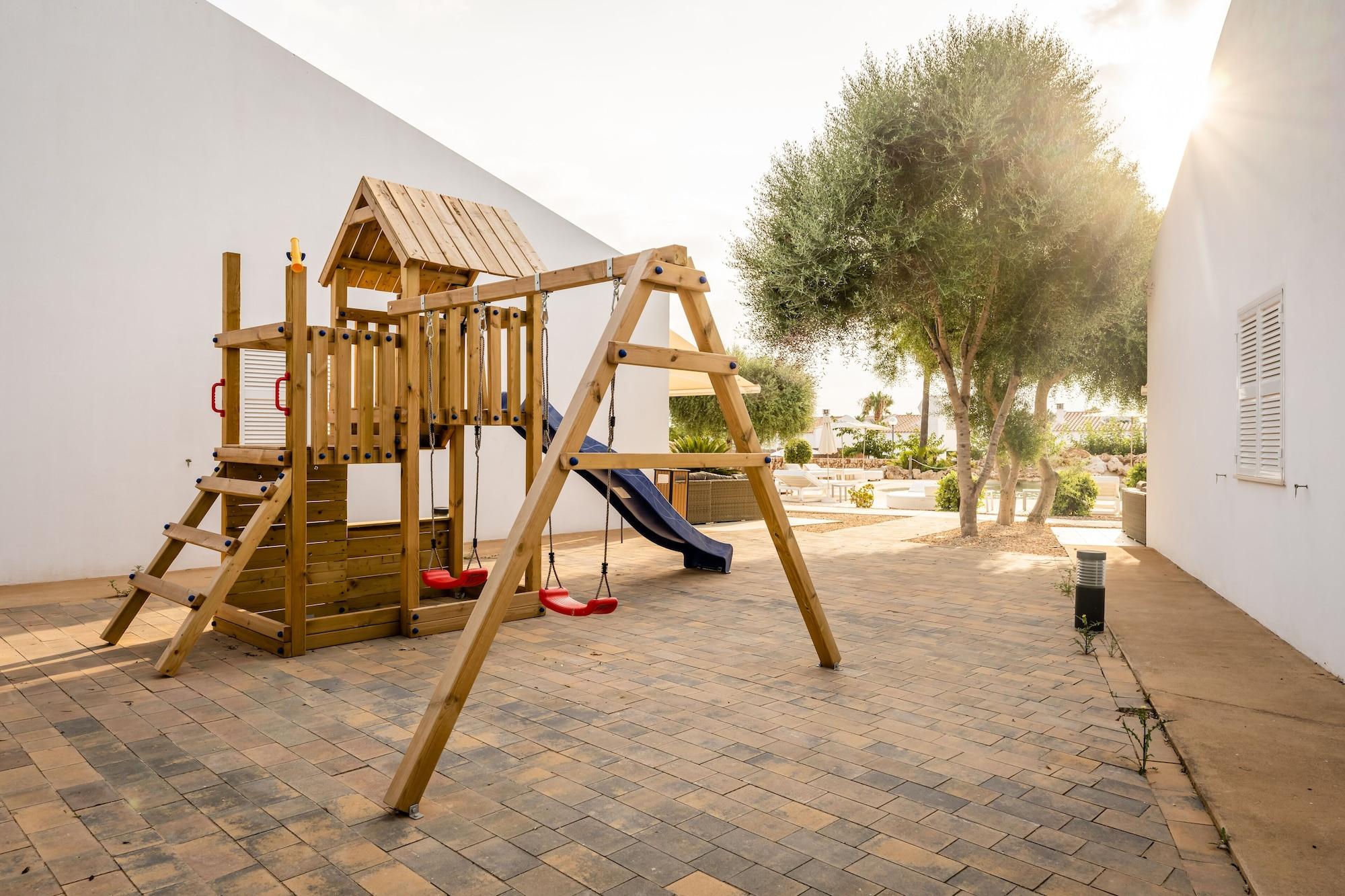 Instalaciones Recreativas Lago Resort Menorca - Villas & Bungalows del Lago