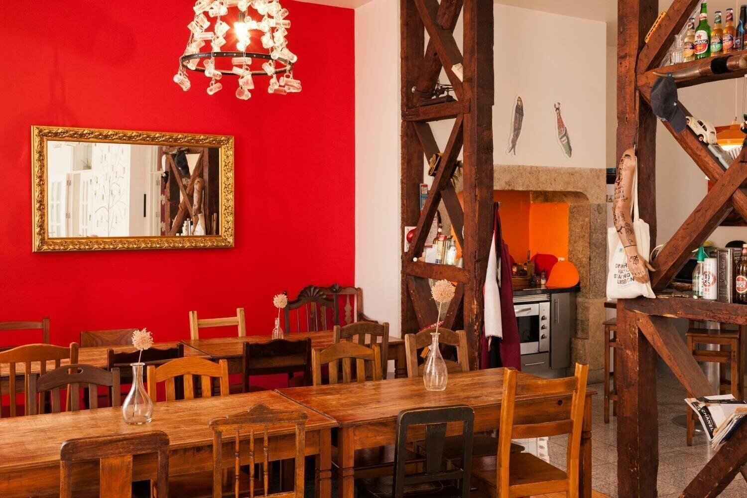 Restaurant Living Lounge Hostel