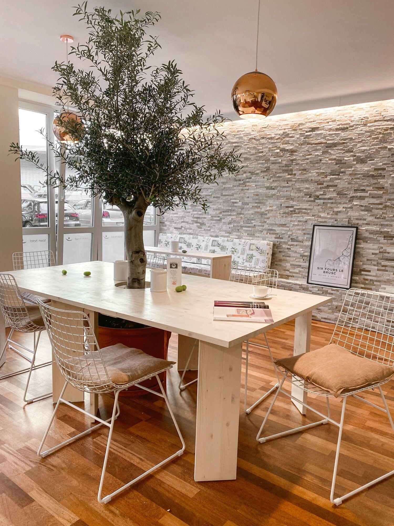 Bar/Salón Town Hotel Wiesbaden