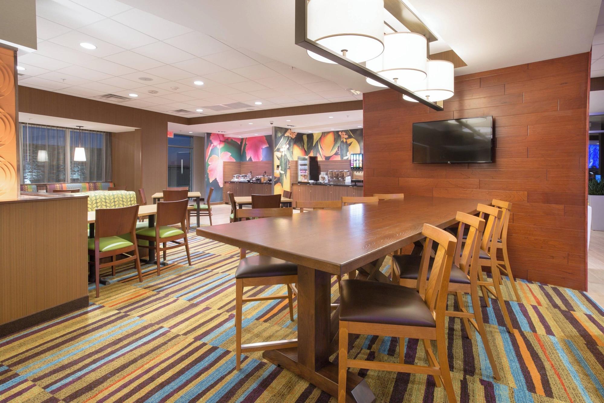 Restaurant Fairfield Inn & Suites by Marriott Burlington