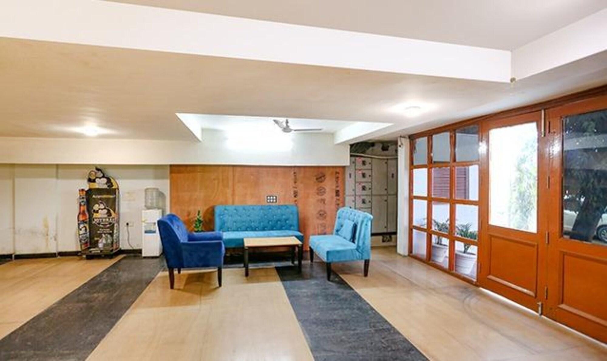 Comodidades del Alojamiento Fabhotel F9 Peeragarhi