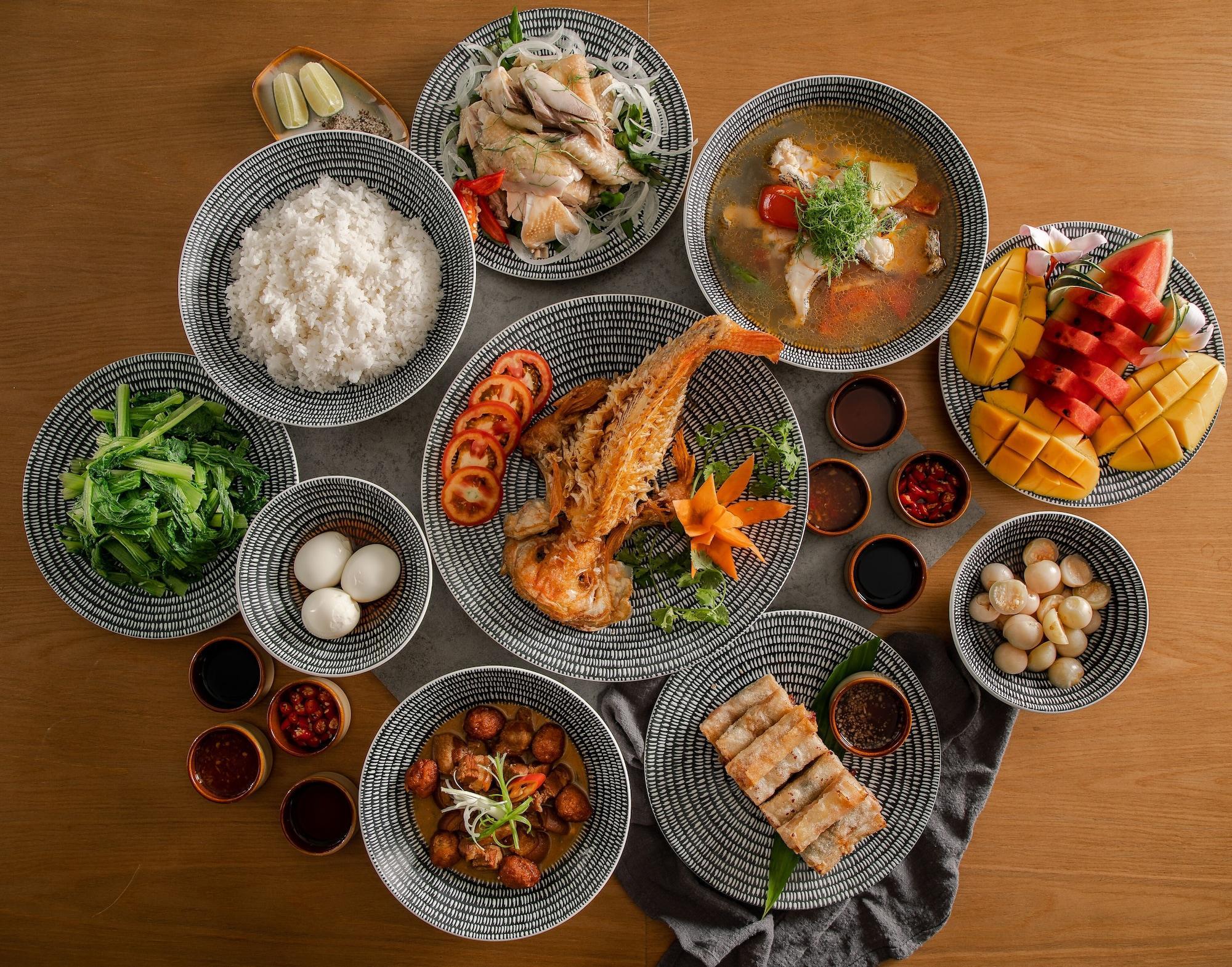 Restaurant The Five Villas & Resort Quangnam - Danang