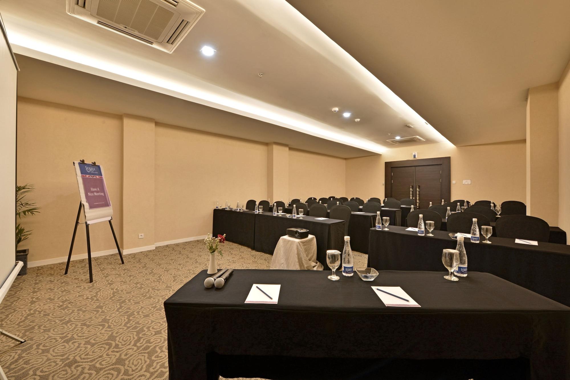 Sala de Reuniones Serela Cihampelas Hotel