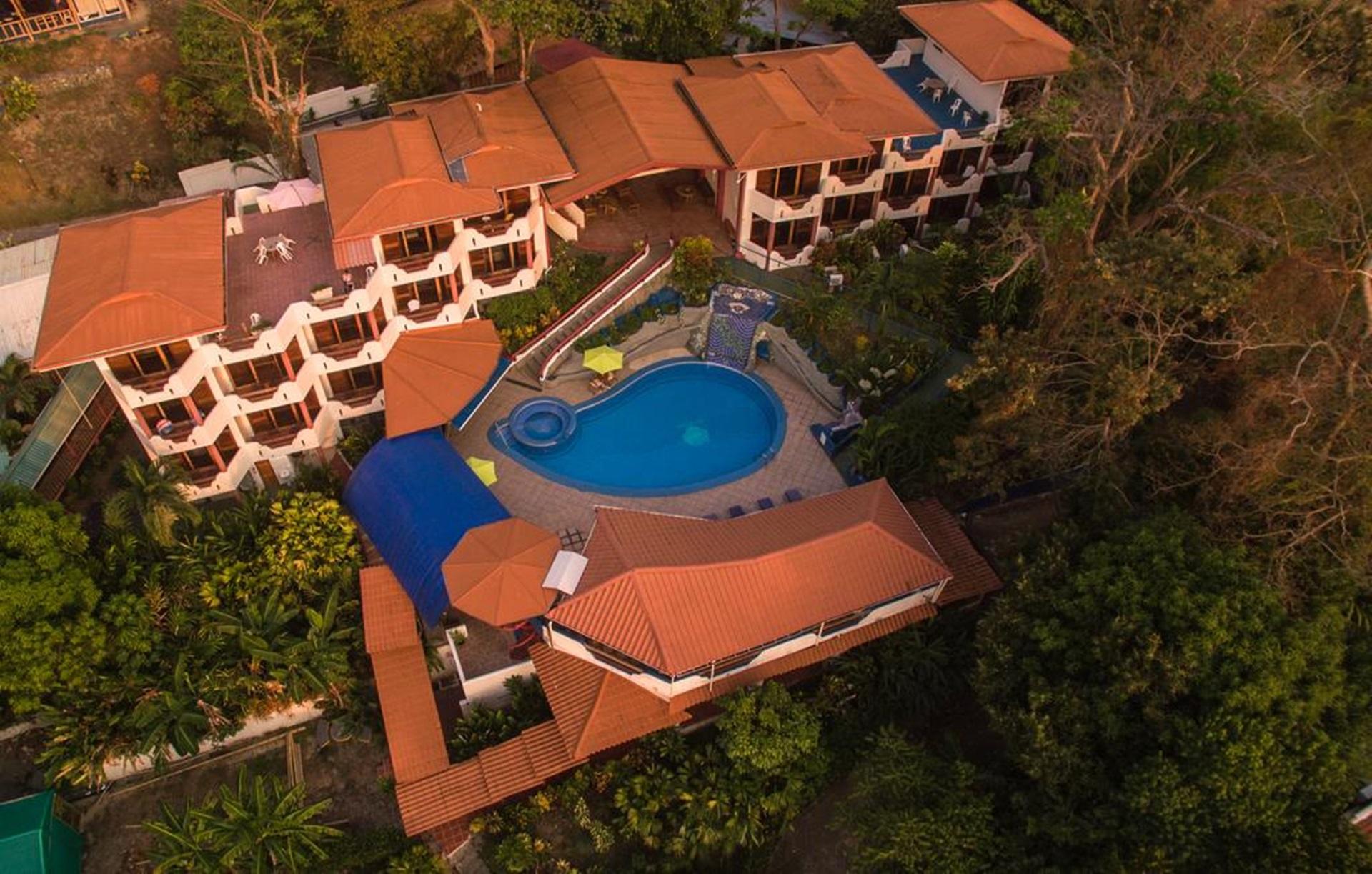 Vista Exterior Hotel California