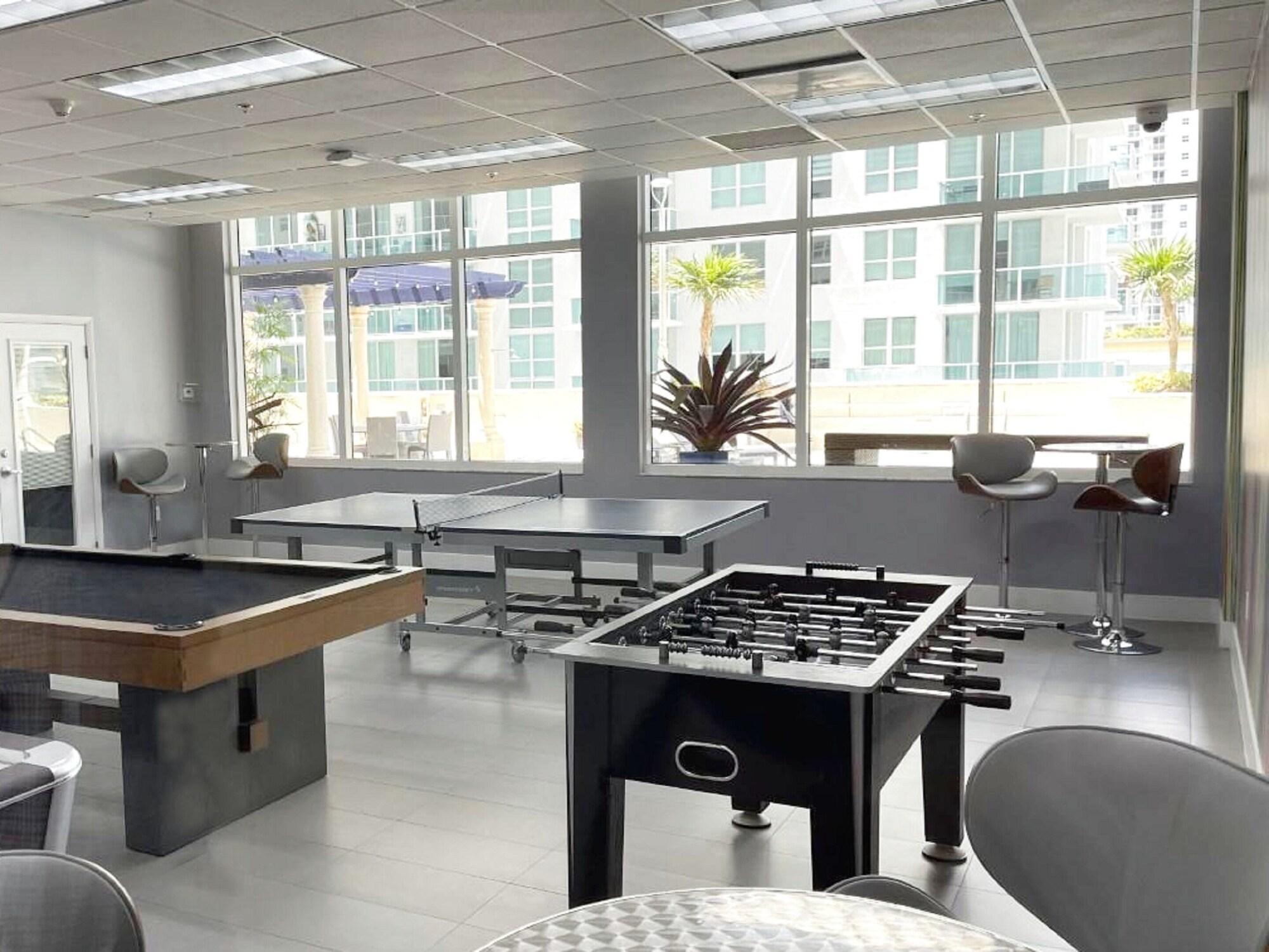 Instalaciones Recreativas OneLuxStay in the Heart of Brickell