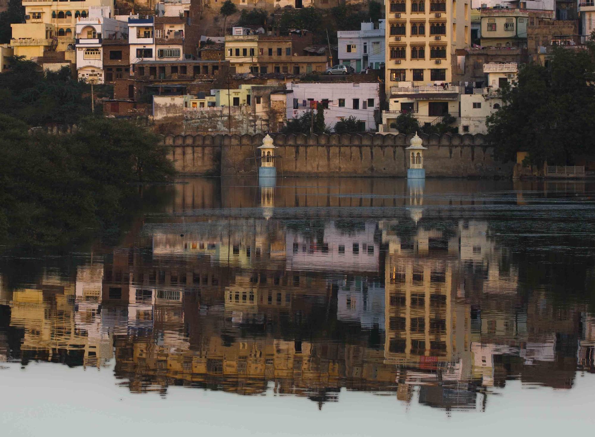 Vista Exterior Zostel Udaipur - Hostel