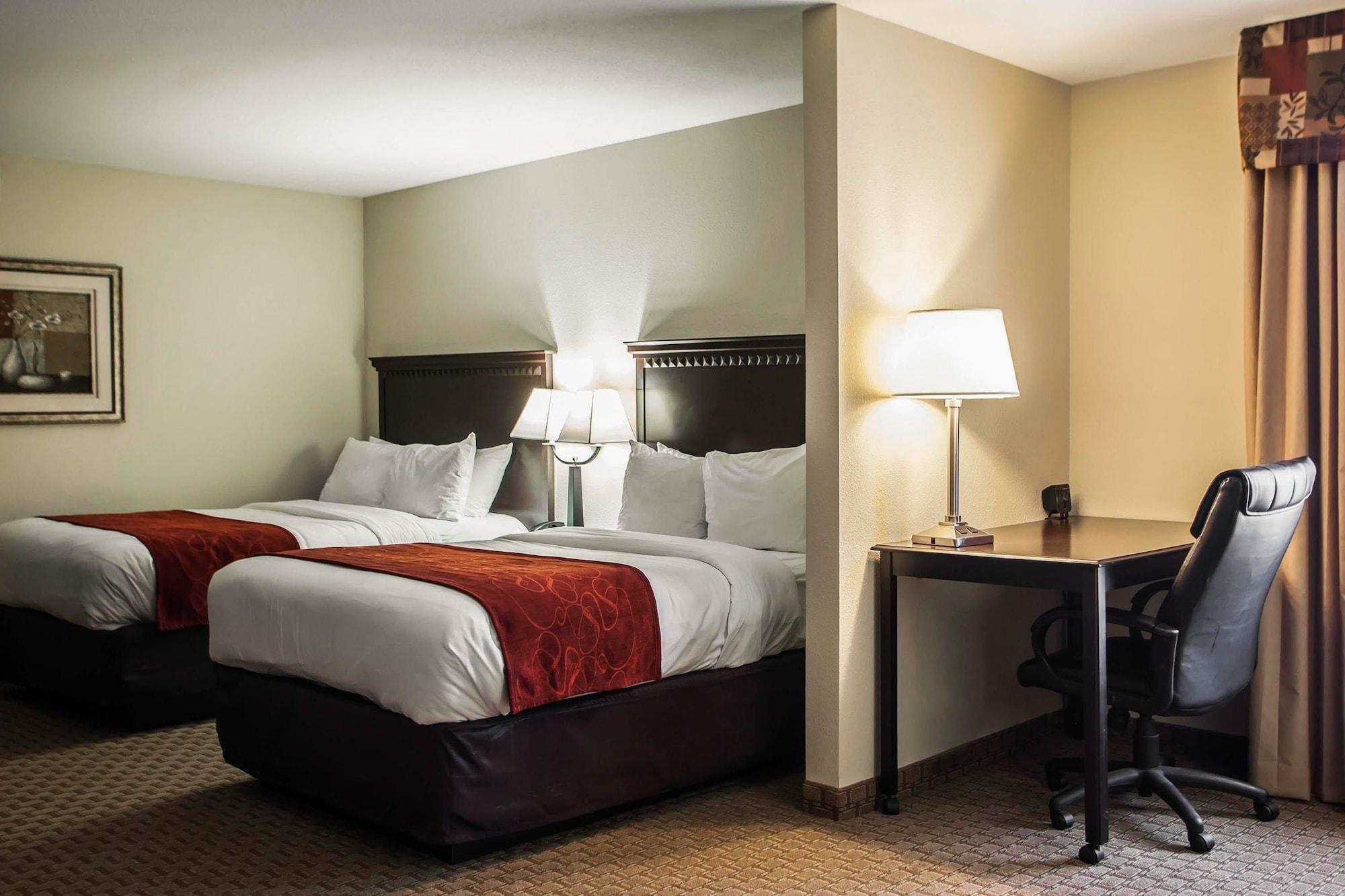 Habitación Comfort Suites Bloomington I-55 and I-74
